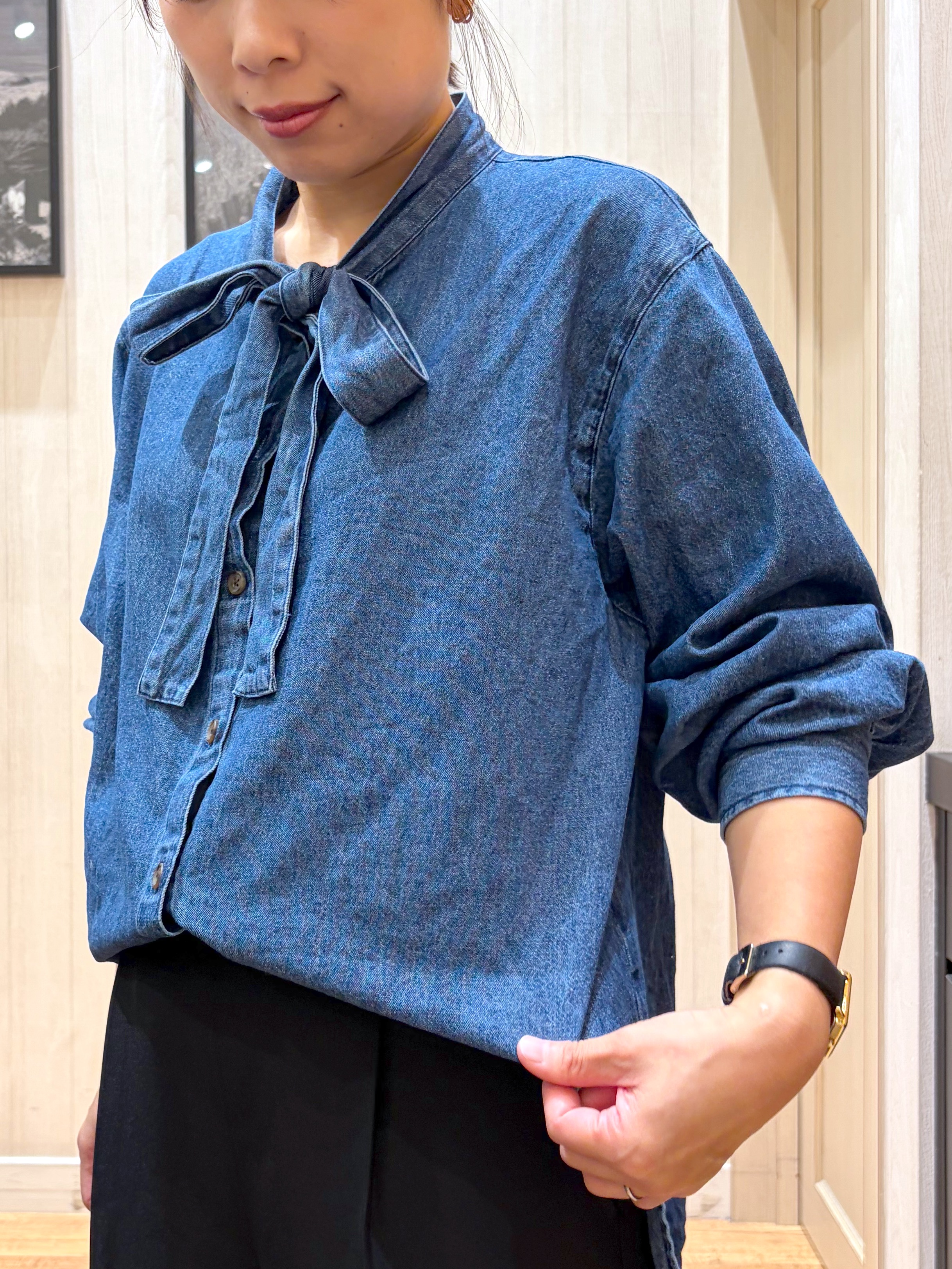 shirayuuuさんの「SHOO･LA･RUE｜重ねるだけでこなれコーデに ふわふわフェイクファーベスト」を使ったコーディネート