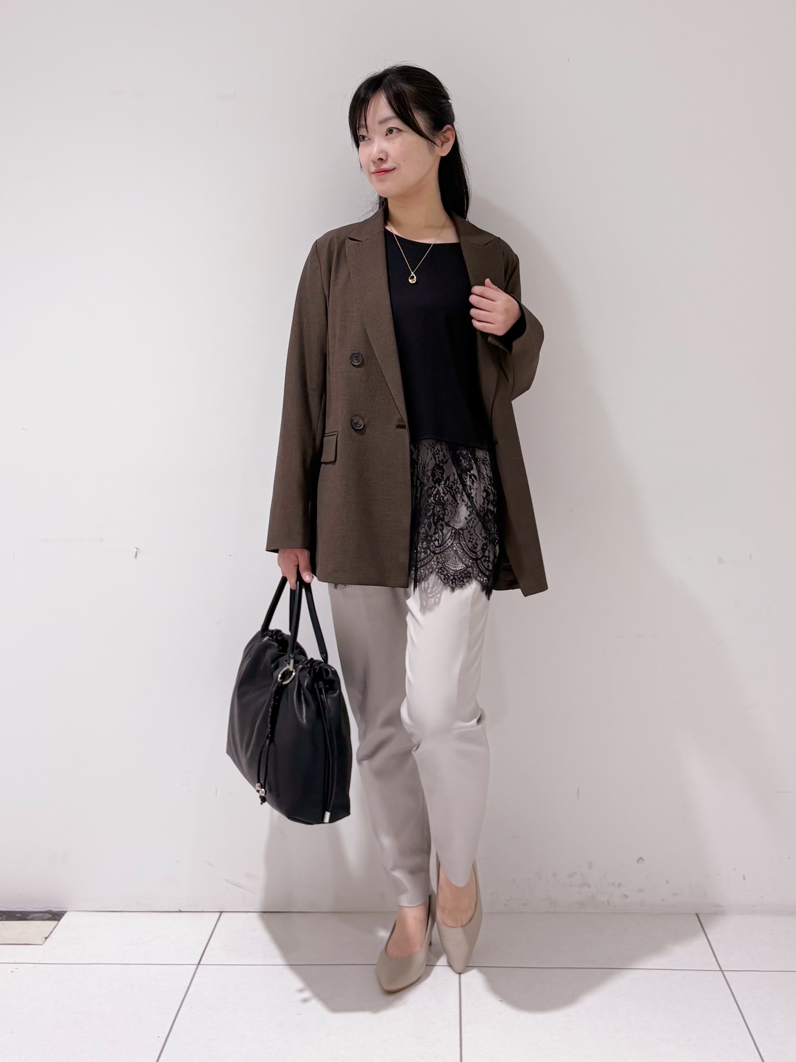 momokoさんの「INDIVI｜【洗濯機OK／ストレッチ◎】秋はじめのダブルジャケット」を使ったコーディネート