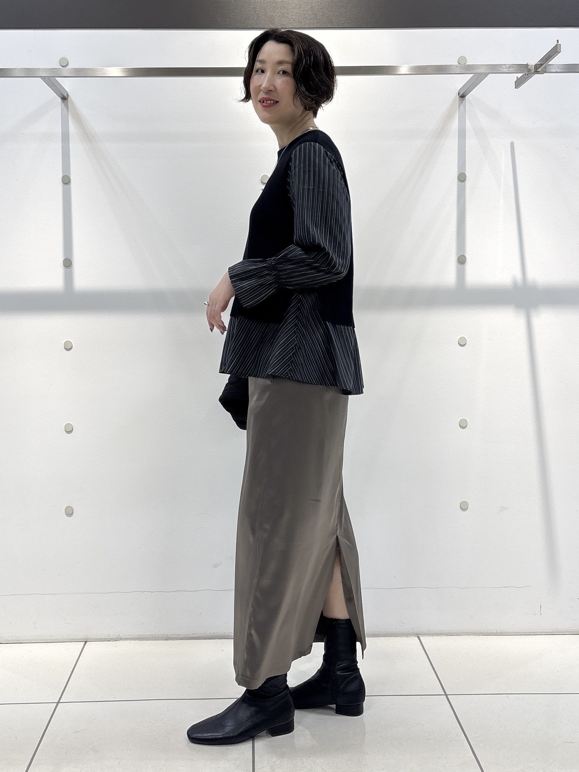 yuriさんの「INDIVI｜【洗える／1枚でコーデ完成】重ね着風ニットトップス」を使ったコーディネート