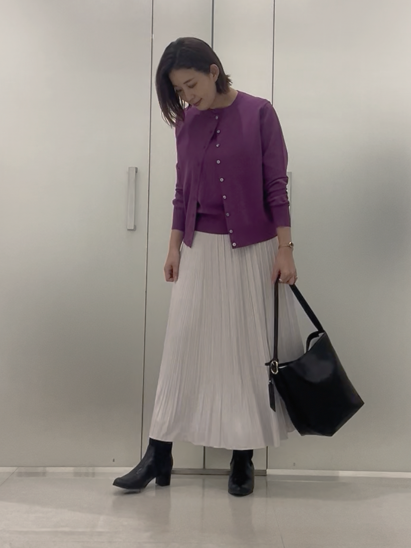 まどかさんの「UNTITLED｜【アンサンブル可能/秋羽織り】コンパクトニットカーディガン」を使ったコーディネート