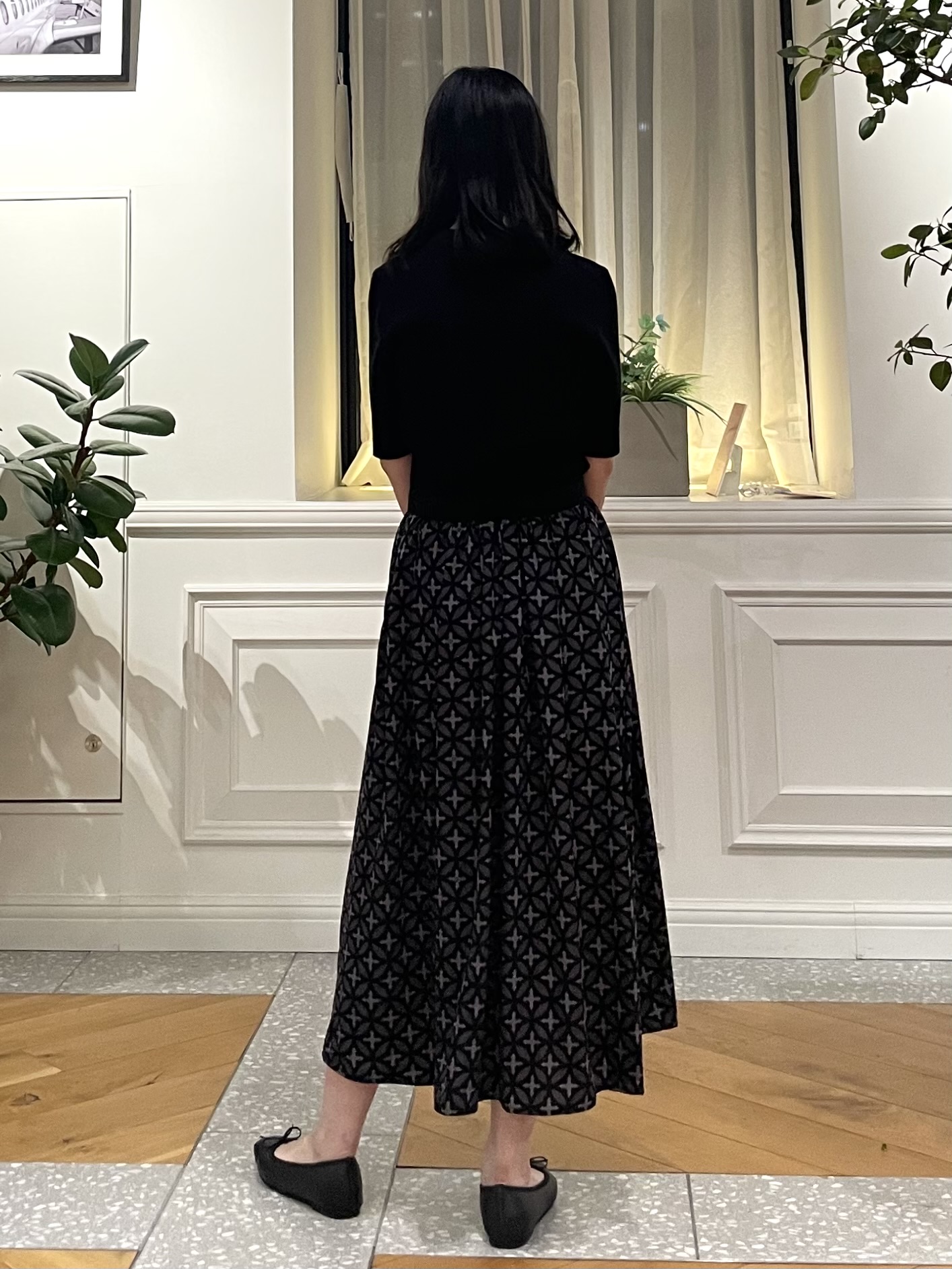 Lilyさんの「DRESSTERIOR｜【異素材コンビ】オーバーラップサークルコンビワンピース」を使ったコーディネート