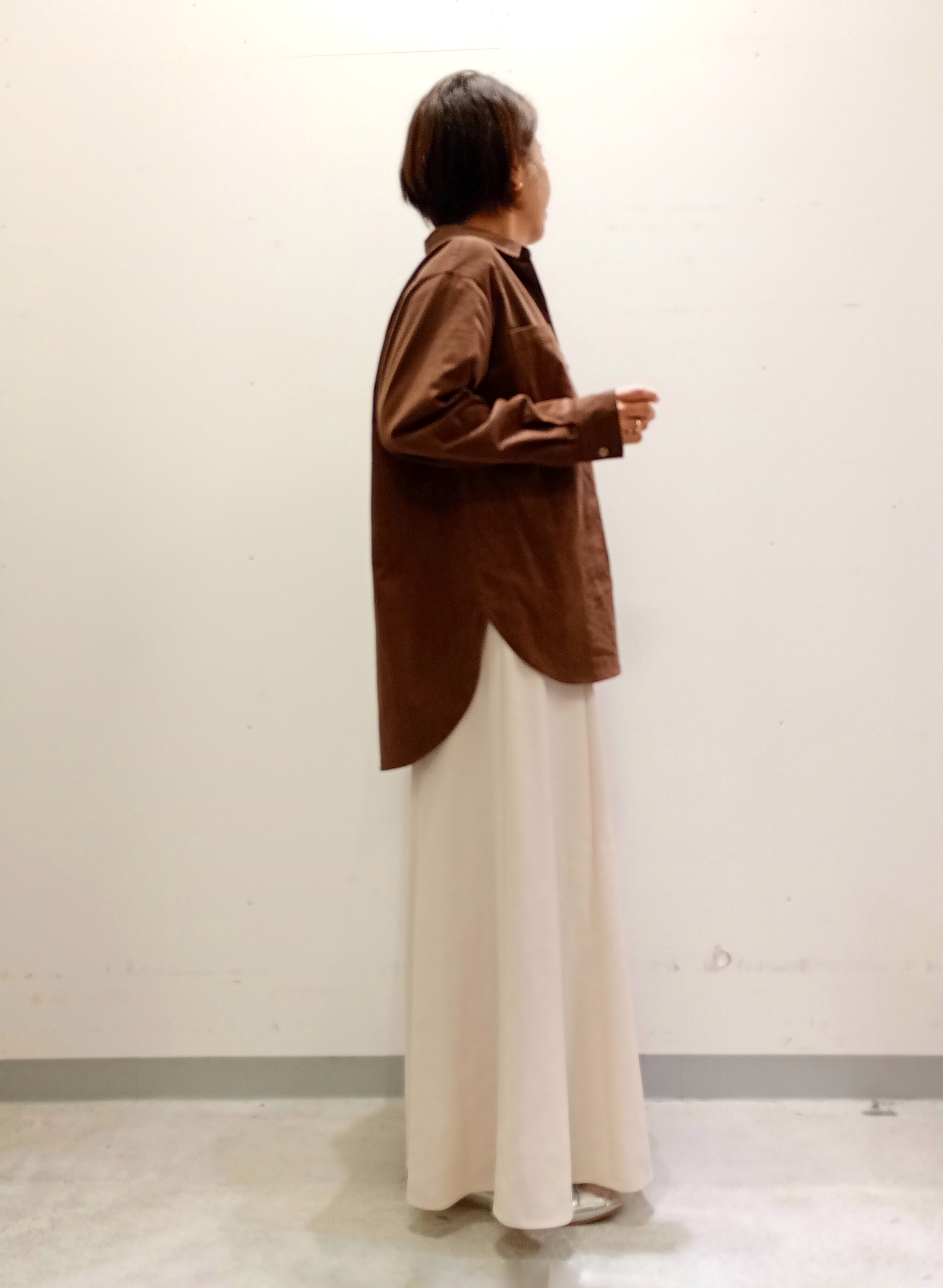 Kさんの「INDIVI｜【大人コーデュロイ／SETUP可】オーバーサイズシャツ」を使ったコーディネート