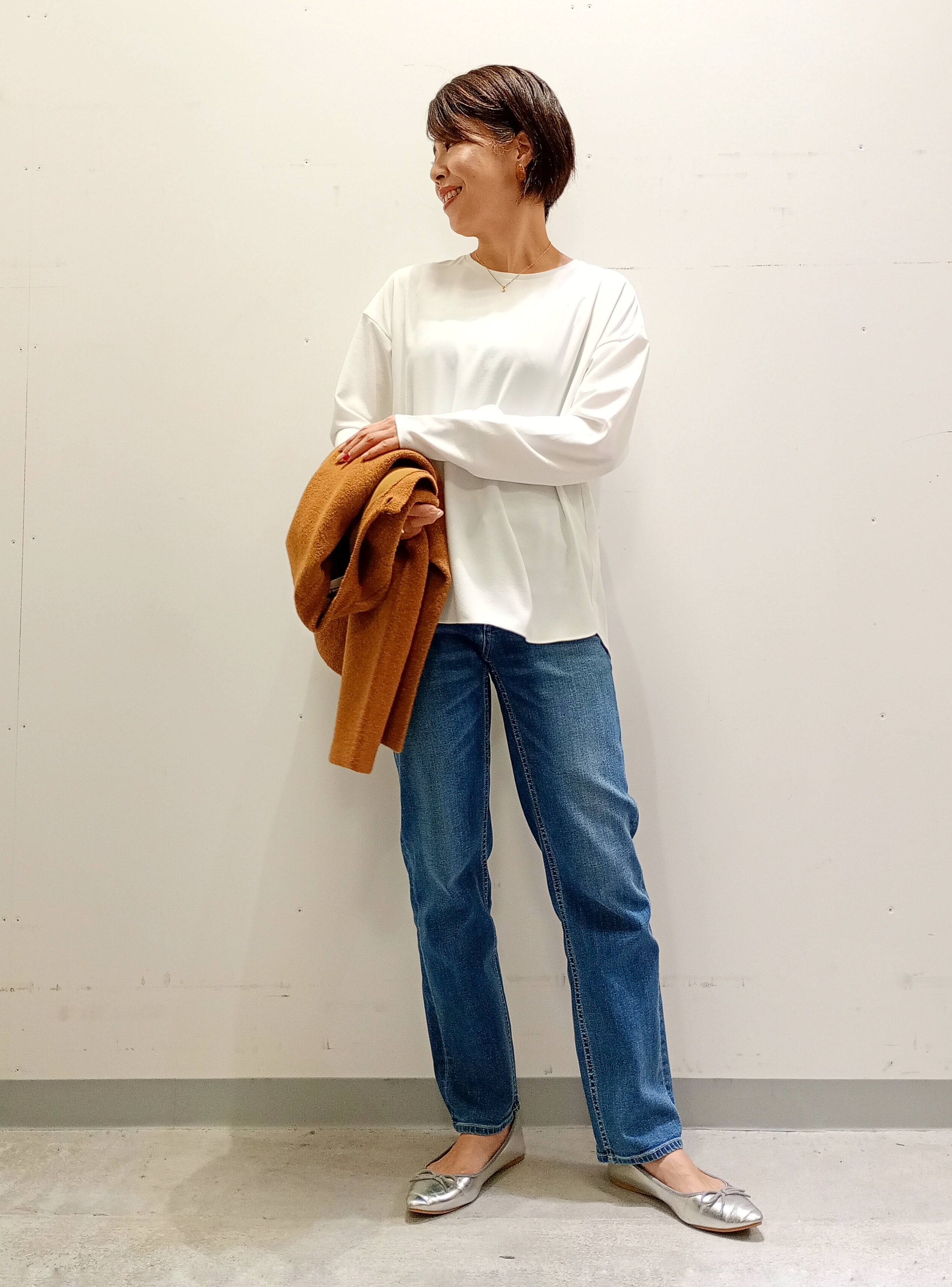 Kさんの「INDIVI｜【軽やか】ブークレニットジャケット」を使ったコーディネート