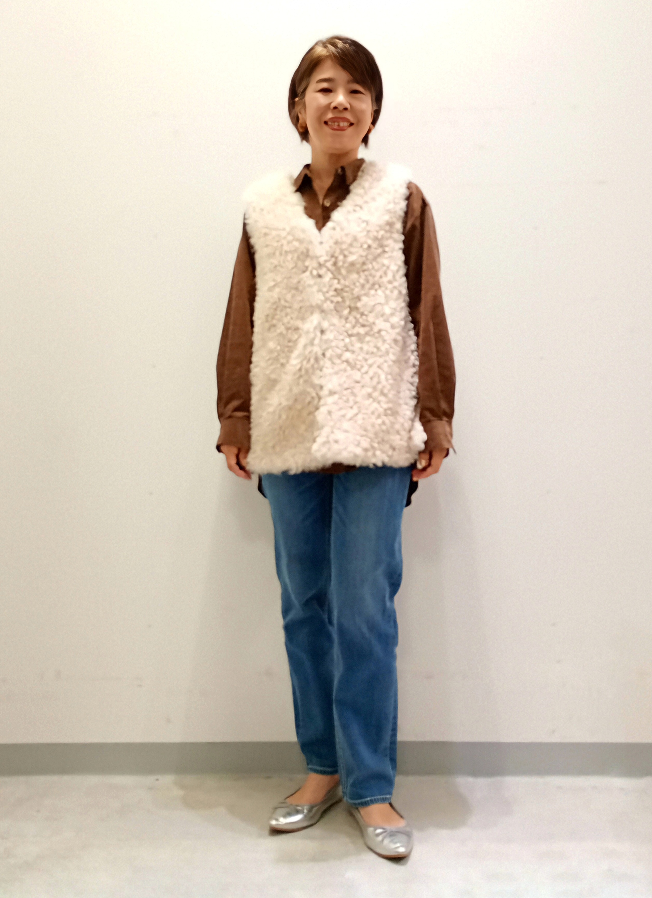 Kさんの「INDIVI｜【合皮／ショルダー付】スエード調ミドルバッグ」を使ったコーディネート