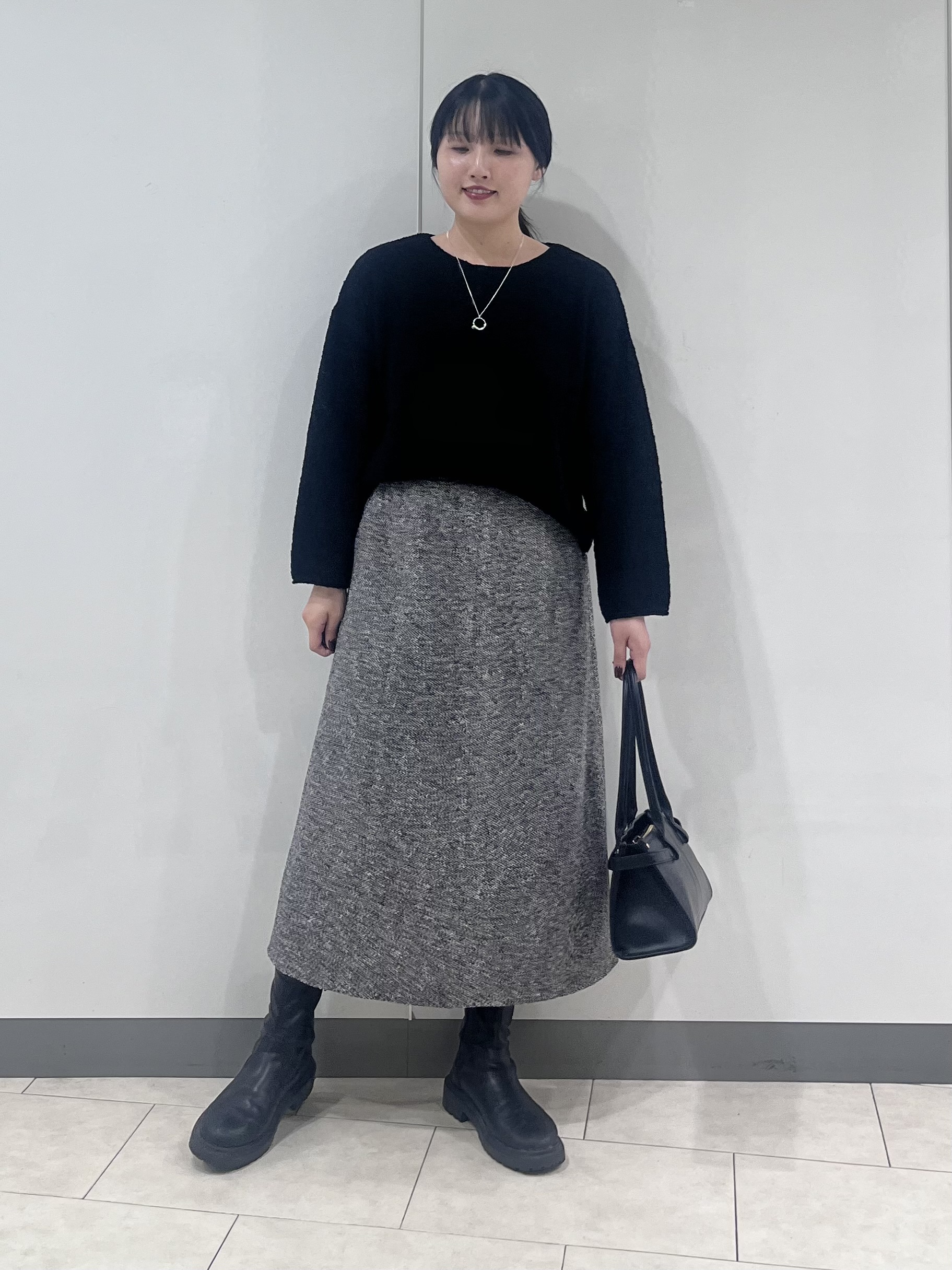 hasuさんの「INDIVI｜【洗える／程よいシアー感】凹凸素材ニット」を使ったコーディネート