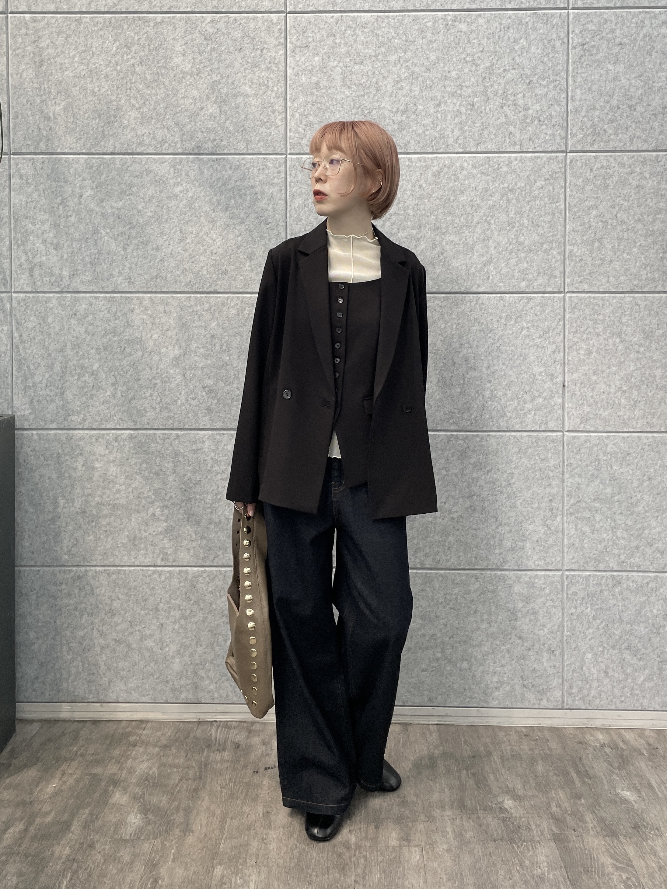 mikuさんの「INDIVI｜Comfy Set Up｜キャミジレ【セットアップ対応／通勤／カセット服】」を使ったコーディネート