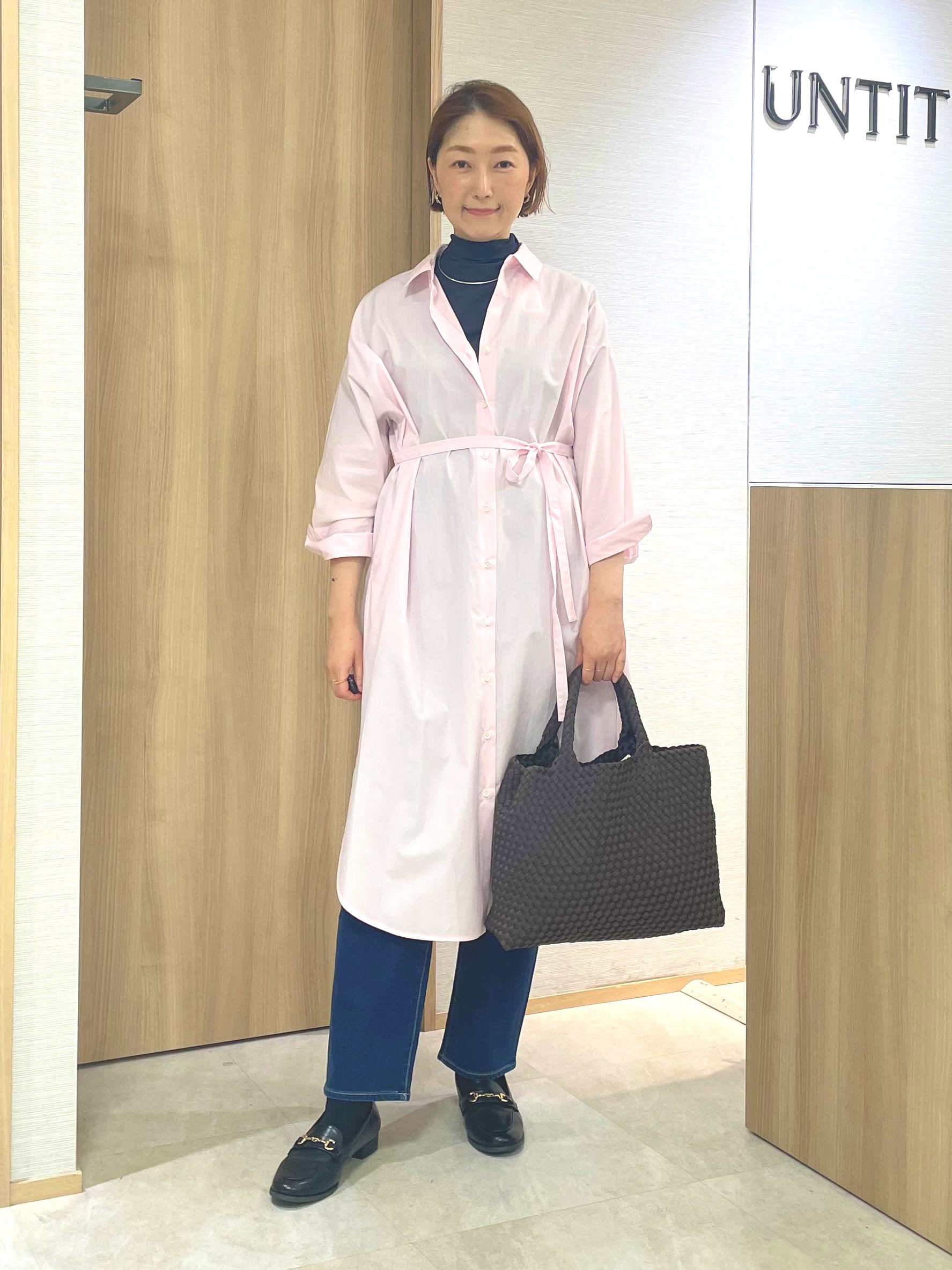 aliceさんの「UNTITLED｜ロングシャツワンピース」を使ったコーディネート