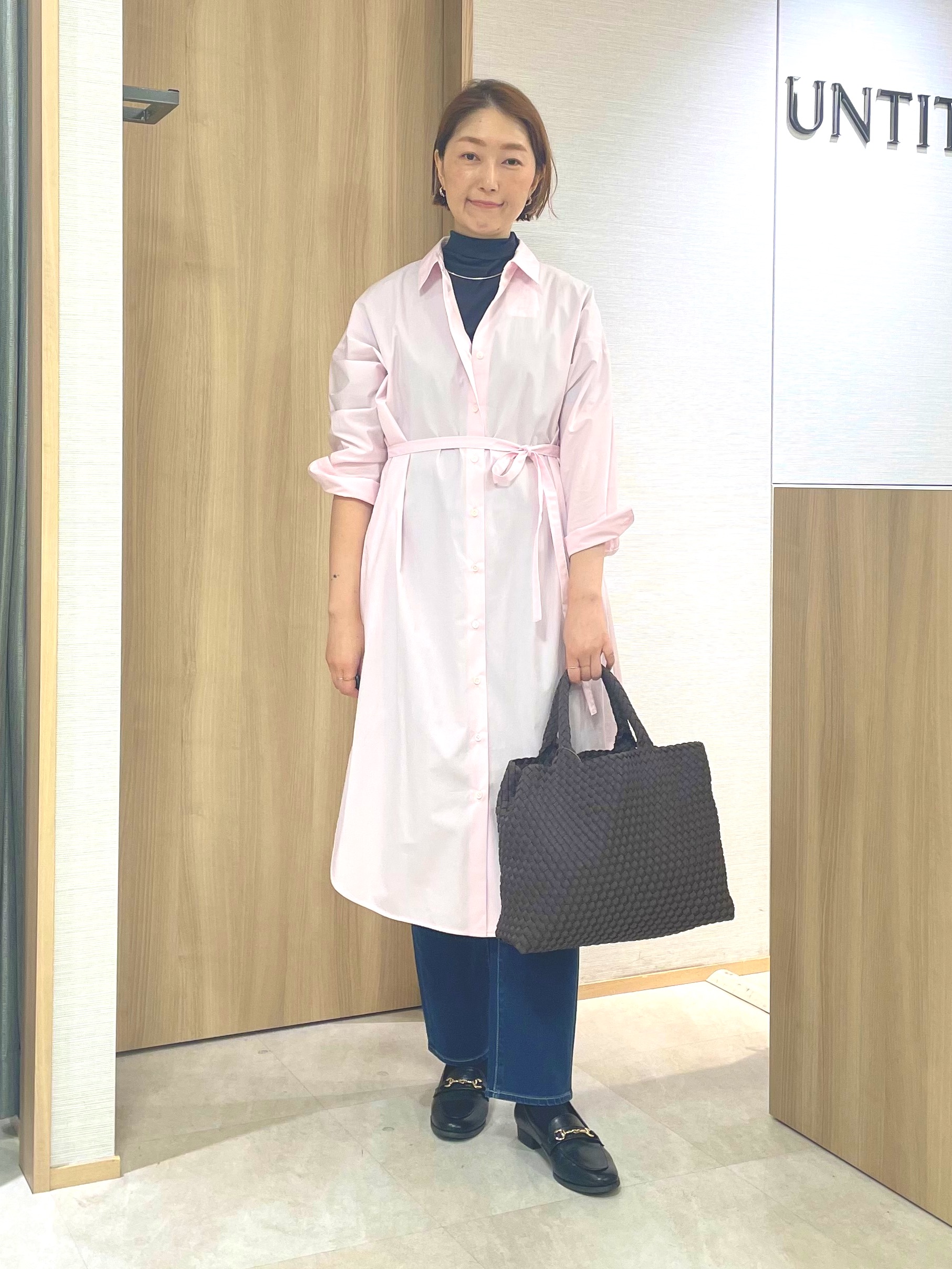 aliceさんの「UNTITLED｜ロングシャツワンピース」を使ったコーディネート