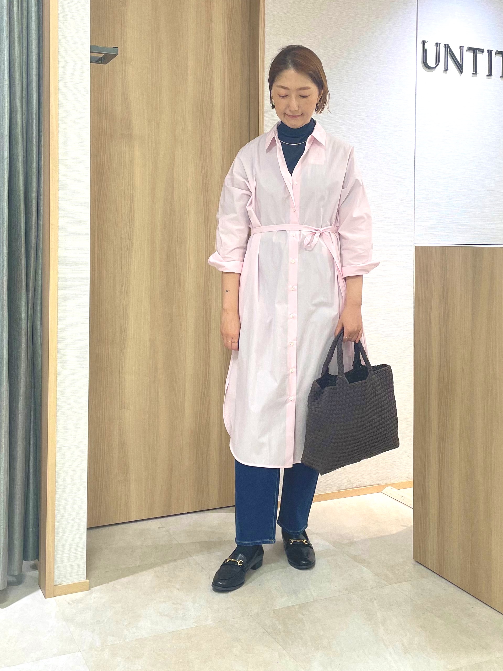 aliceさんの「UNTITLED｜ロングシャツワンピース」を使ったコーディネート
