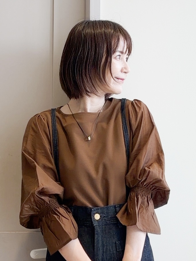 yamakoさんの「grove｜異素材のふんわり袖で着映える キャンディースリーブトップス」を使ったコーディネート