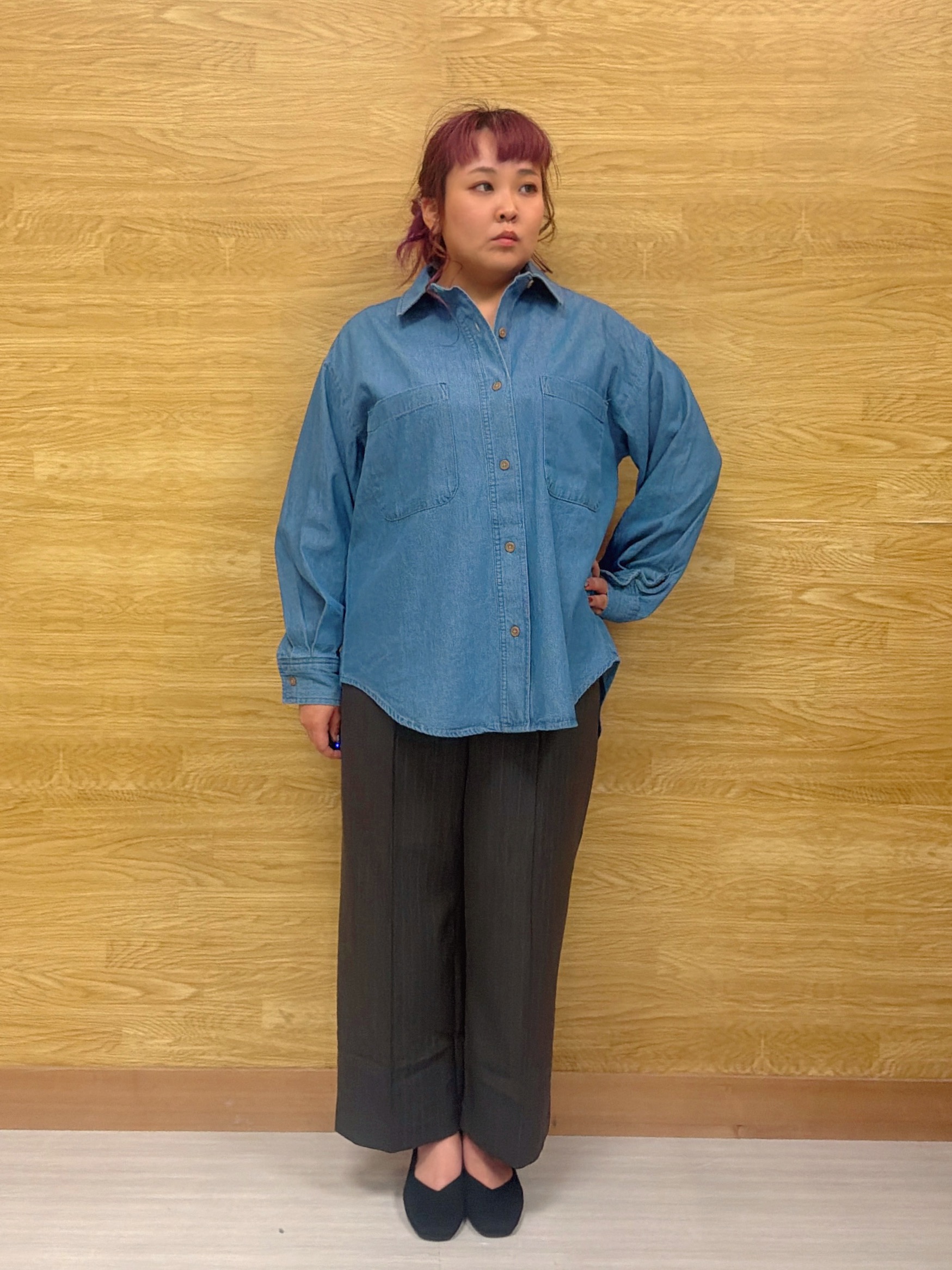 ぁむさんの「SHOO･LA･RUE｜【S-LL/洗濯機可/前後2WAY】大人上品にきまる コーデュロイトップス」を使ったコーディネート