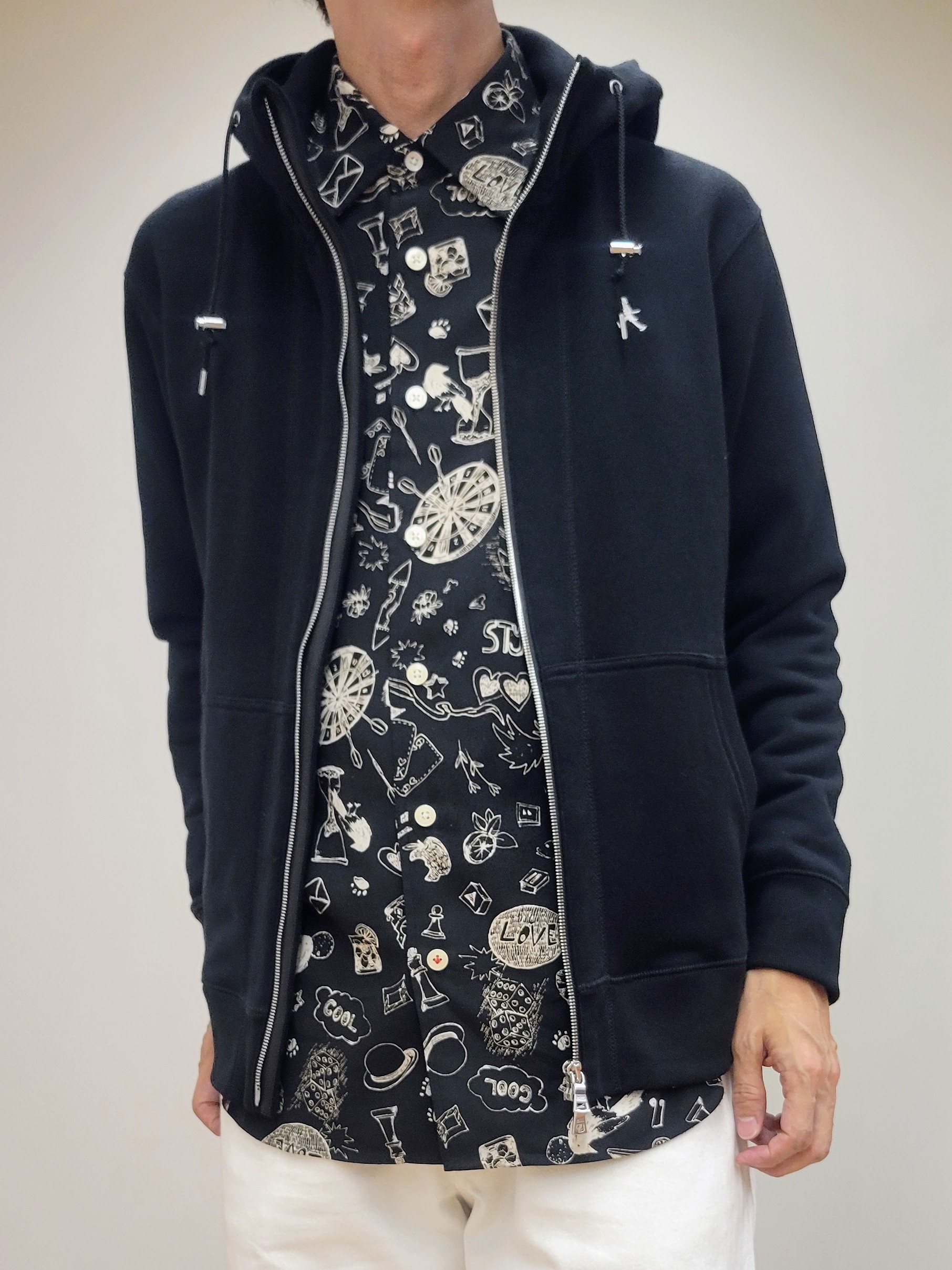 piroyaさんの「TAKEO KIKUCHI｜【BOWLER HAT LABEL】ジップアップ スウェットパーカー」を使ったコーディネート