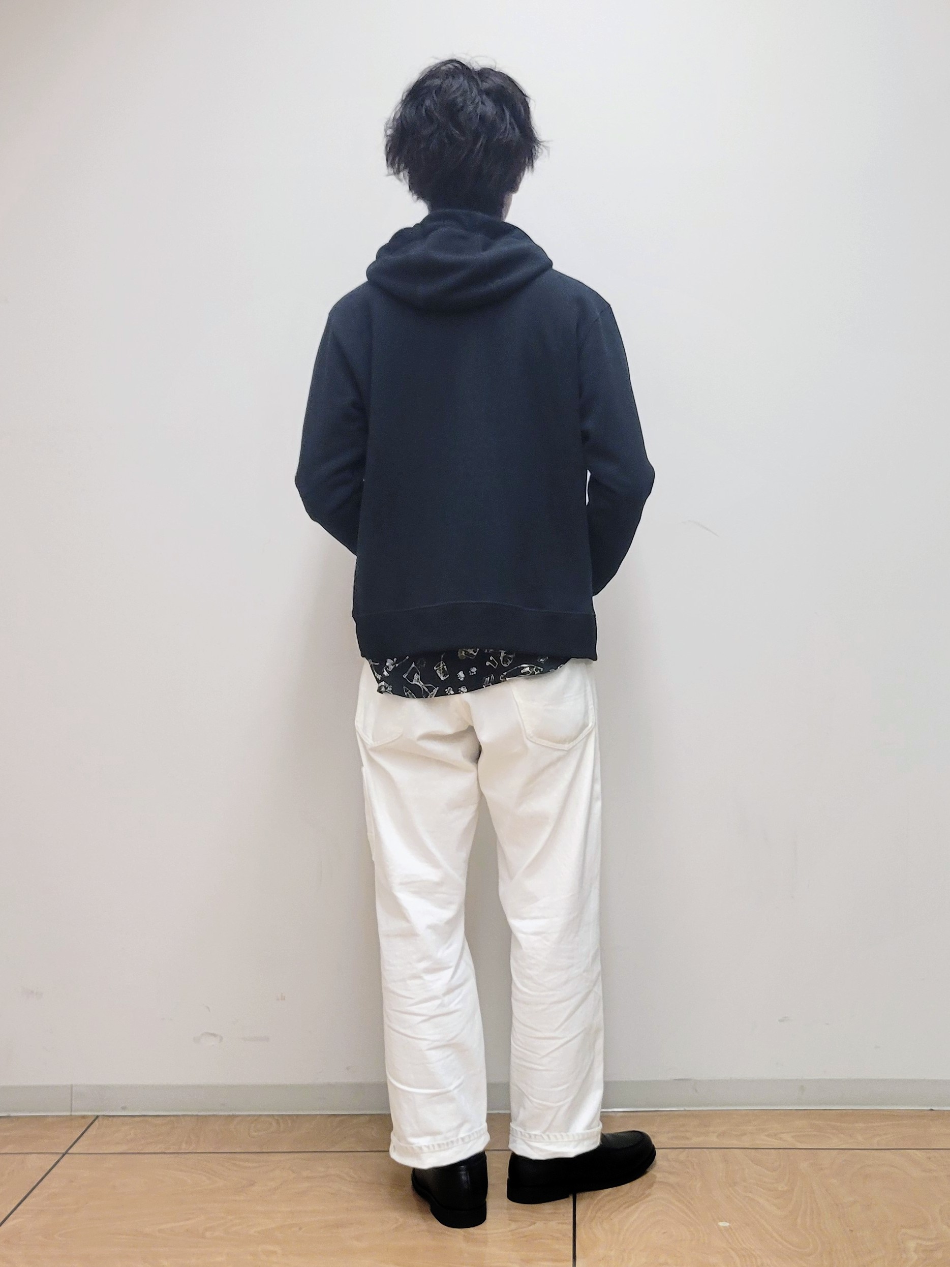 piroyaさんの「TAKEO KIKUCHI｜【BOWLER HAT LABEL】ジップアップ スウェットパーカー」を使ったコーディネート