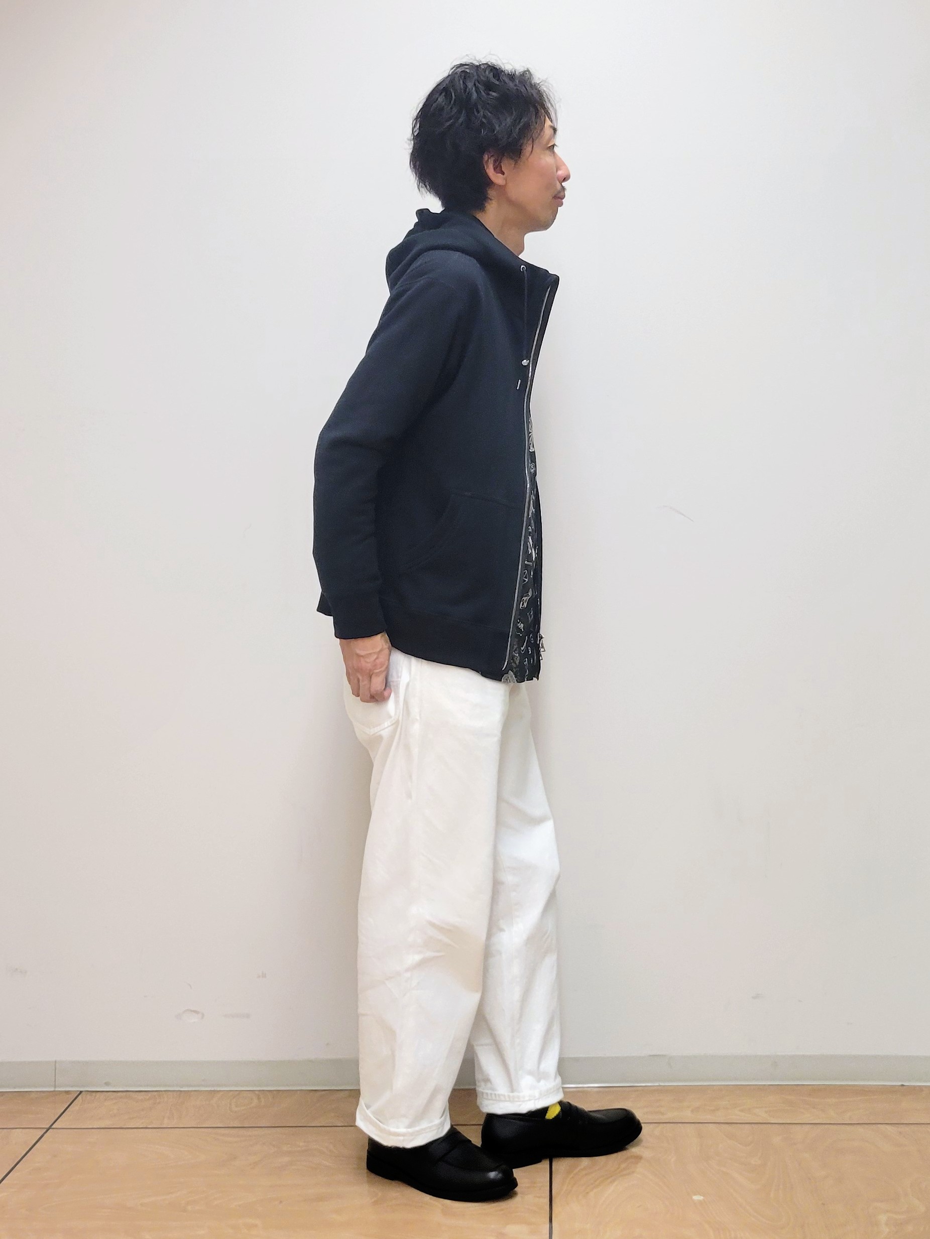piroyaさんの「TAKEO KIKUCHI｜【BOWLER HAT LABEL】ジップアップ スウェットパーカー」を使ったコーディネート