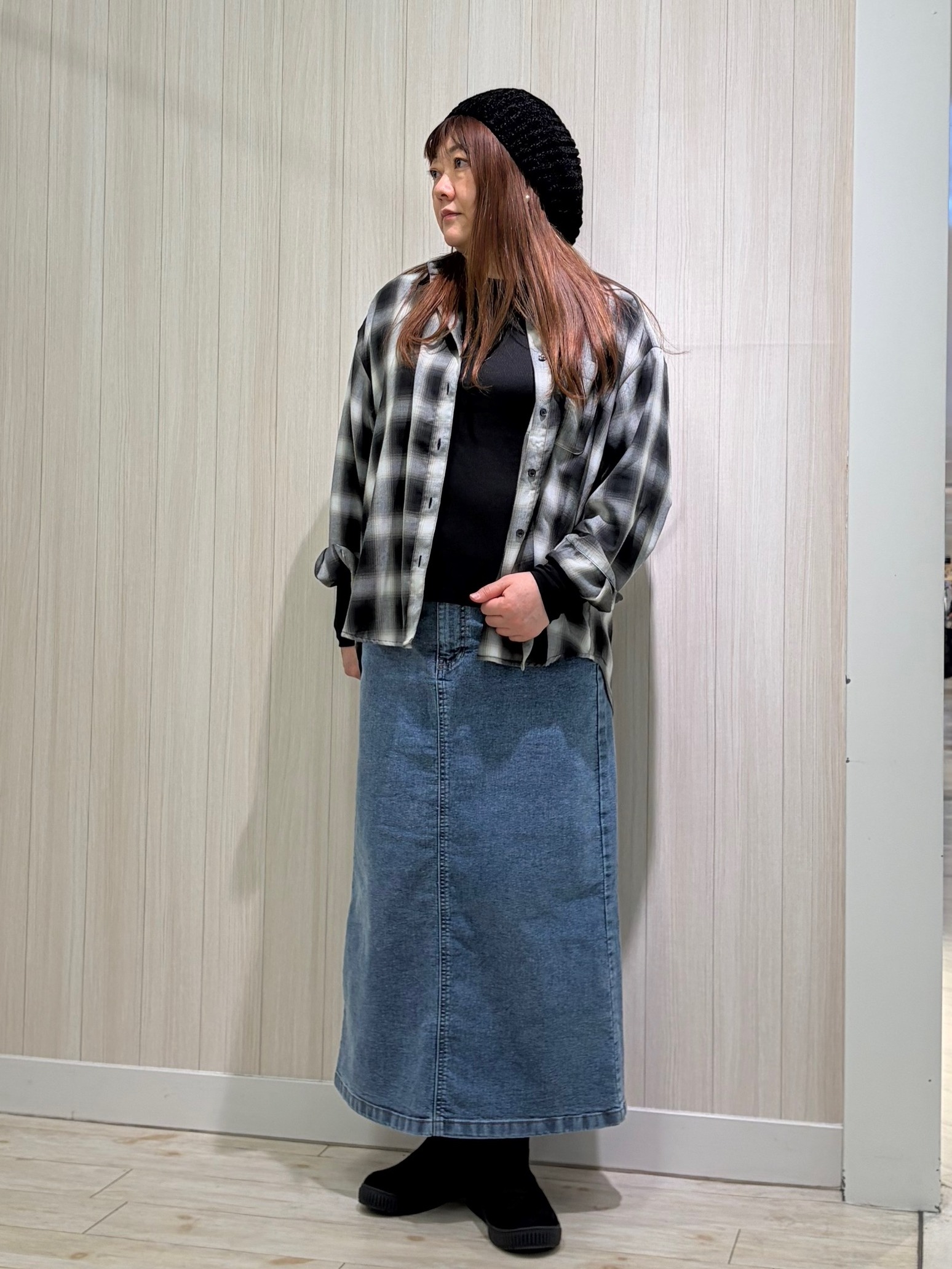 akiさんの「SHOO･LA･RUE｜【S-LL/ゆるシルエット】体型カバーしながらスマートに魅せる ラインジャカードコーディガン」を使ったコーディネート