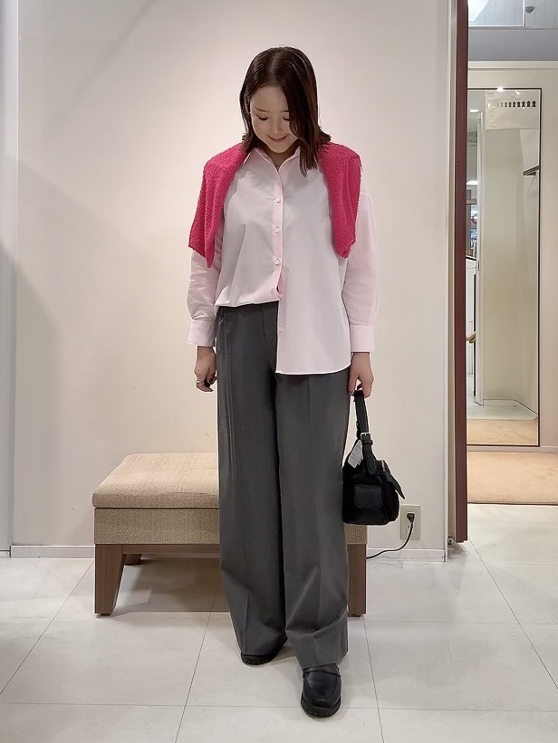YUIさんの「UNTITLED｜【ジャケットライク/前後2WAY】コットン混カールプルオーバー」を使ったコーディネート