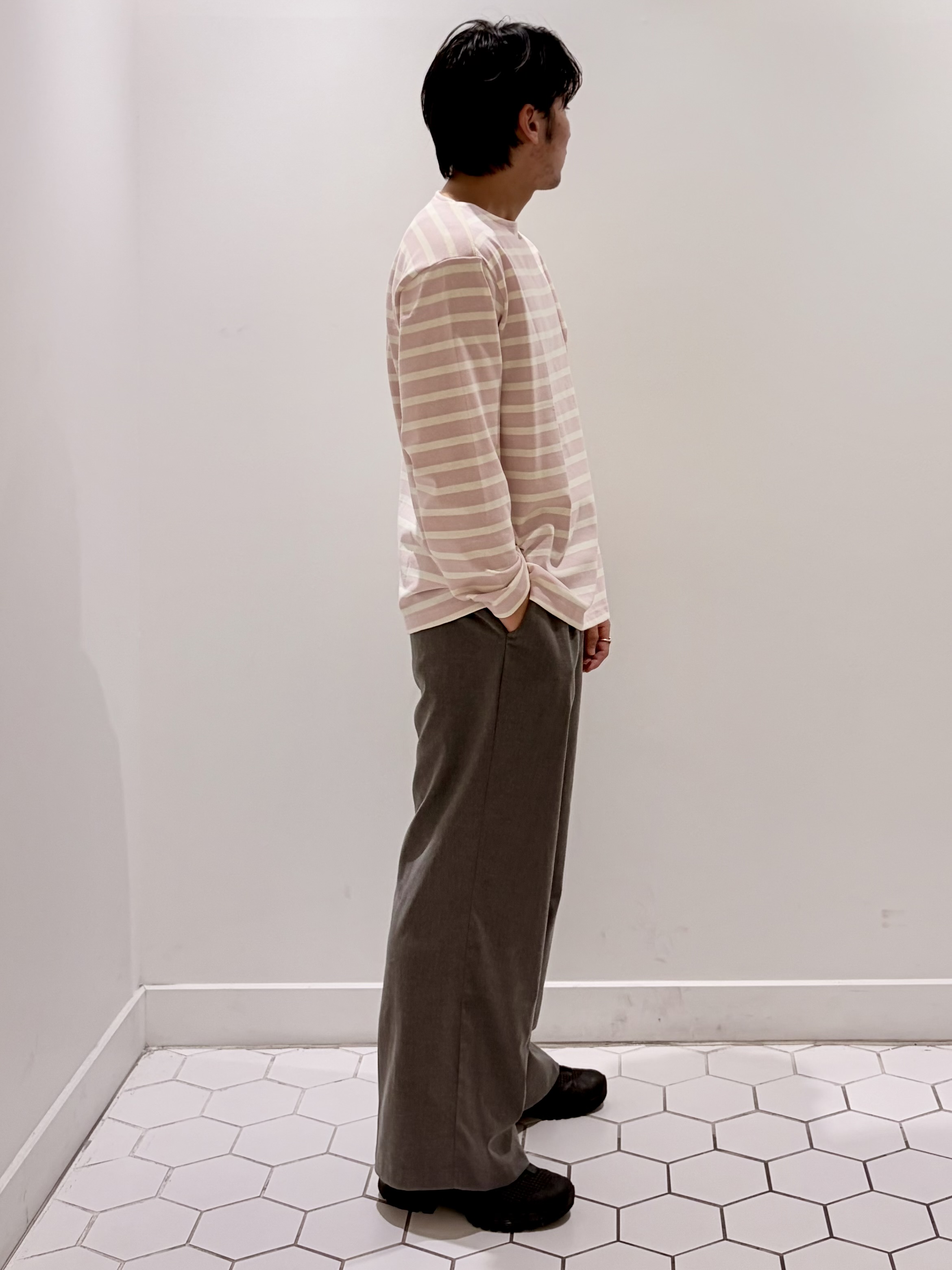 takeruさんの「Dessin｜ボートネック度詰めボーダー」を使ったコーディネート