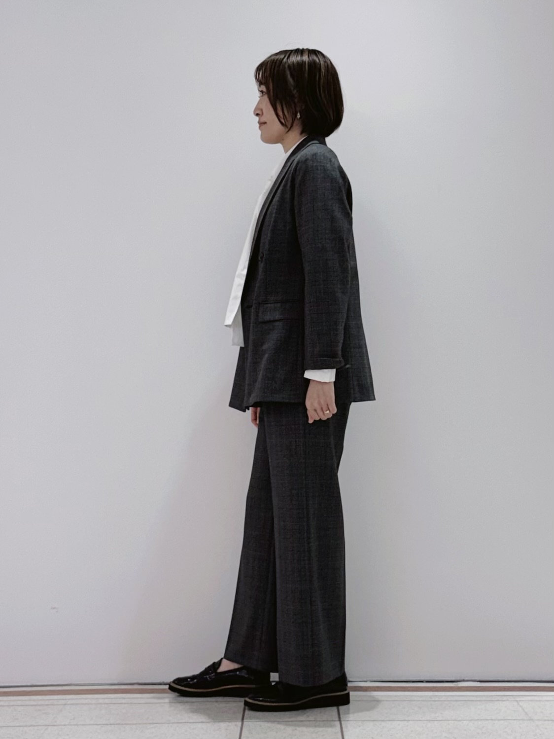 mikaさんの「INDIVI｜【洗濯機OK／ストレッチ◎】秋はじめのダブルジャケット」を使ったコーディネート