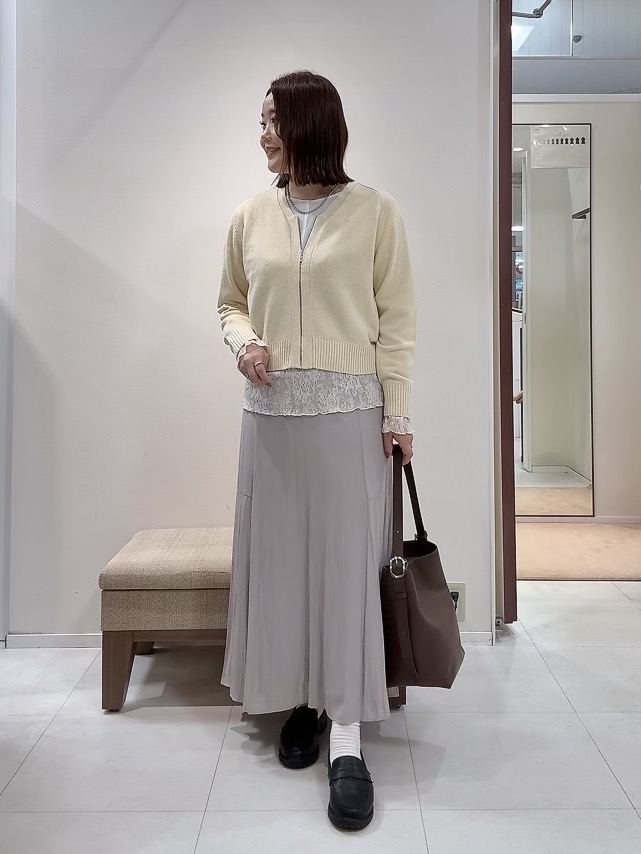 YUIさんの「UNTITLED｜【アンサンブル可/秋羽織り】杢調ジップカーディガン」を使ったコーディネート
