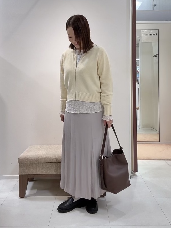 YUIさんの「UNTITLED｜【アンサンブル可/秋羽織り】杢調ジップカーディガン」を使ったコーディネート