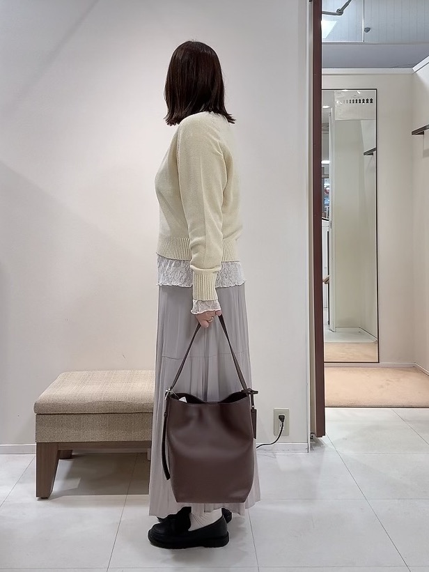 YUIさんの「UNTITLED｜【アンサンブル可/秋羽織り】杢調ジップカーディガン」を使ったコーディネート