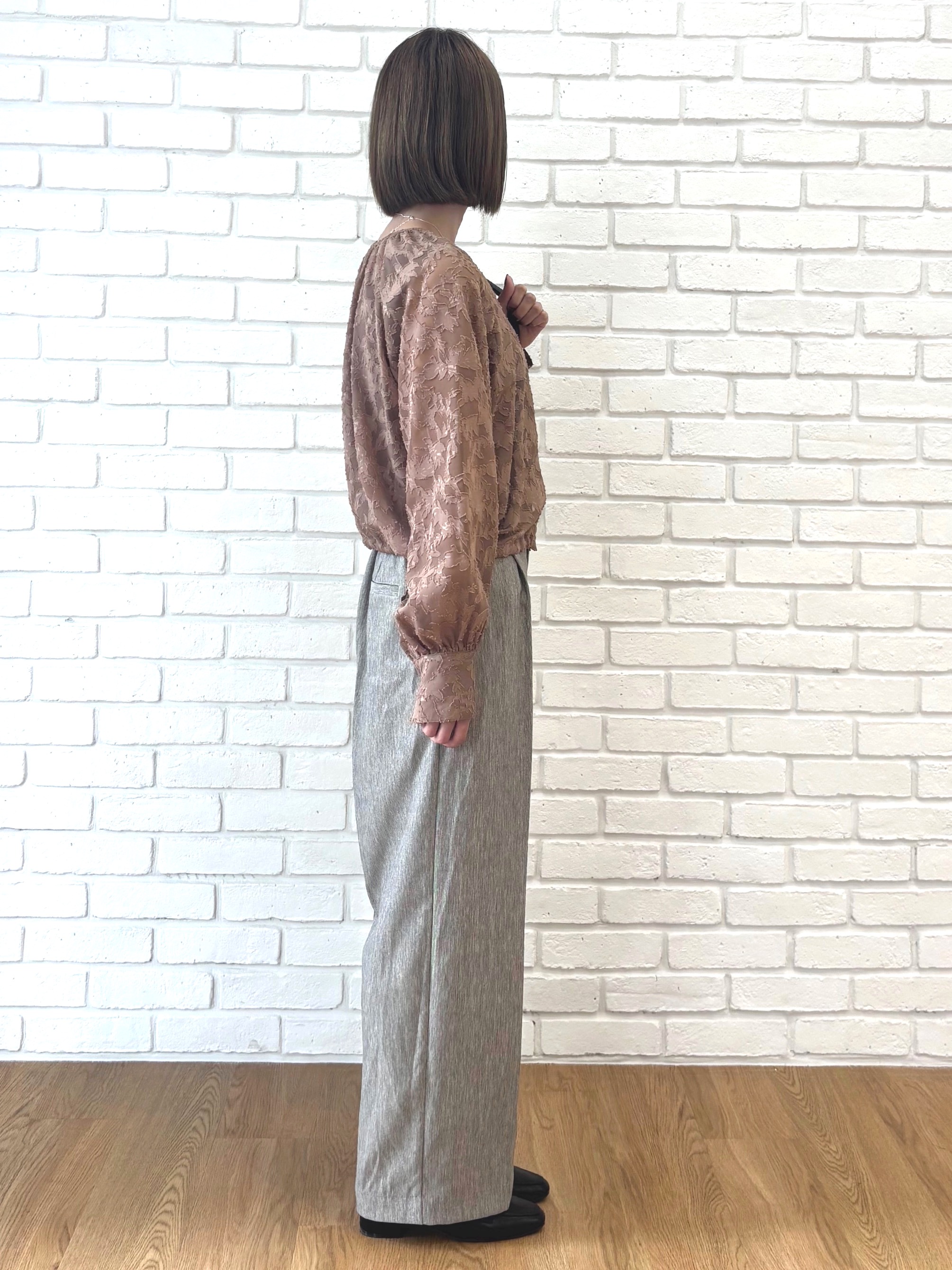 miさんの「grove｜上品に華やぐ シアージャカードブラウス」を使ったコーディネート