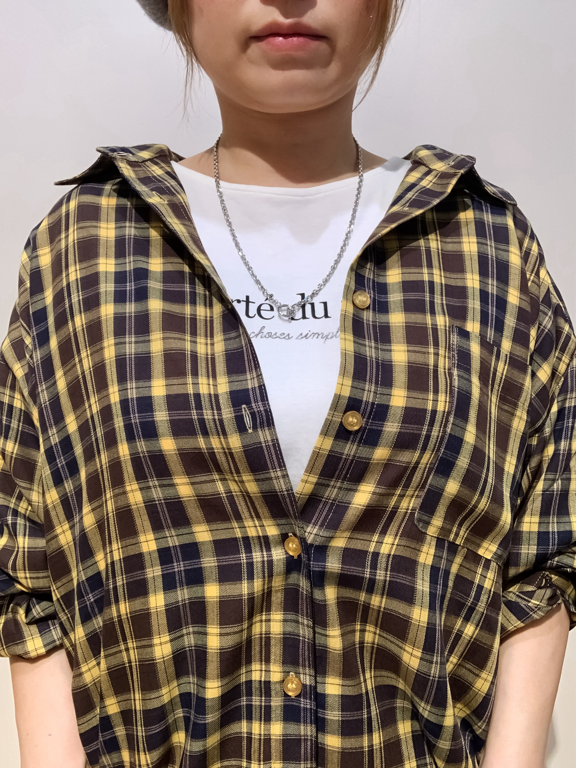 MEGさんの「SHOO･LA･RUE｜【洗濯後しわになりにくい/S-LL】気分で選ぶ 大人のデイリー使いに ベーシックシャツ」を使ったコーディネート