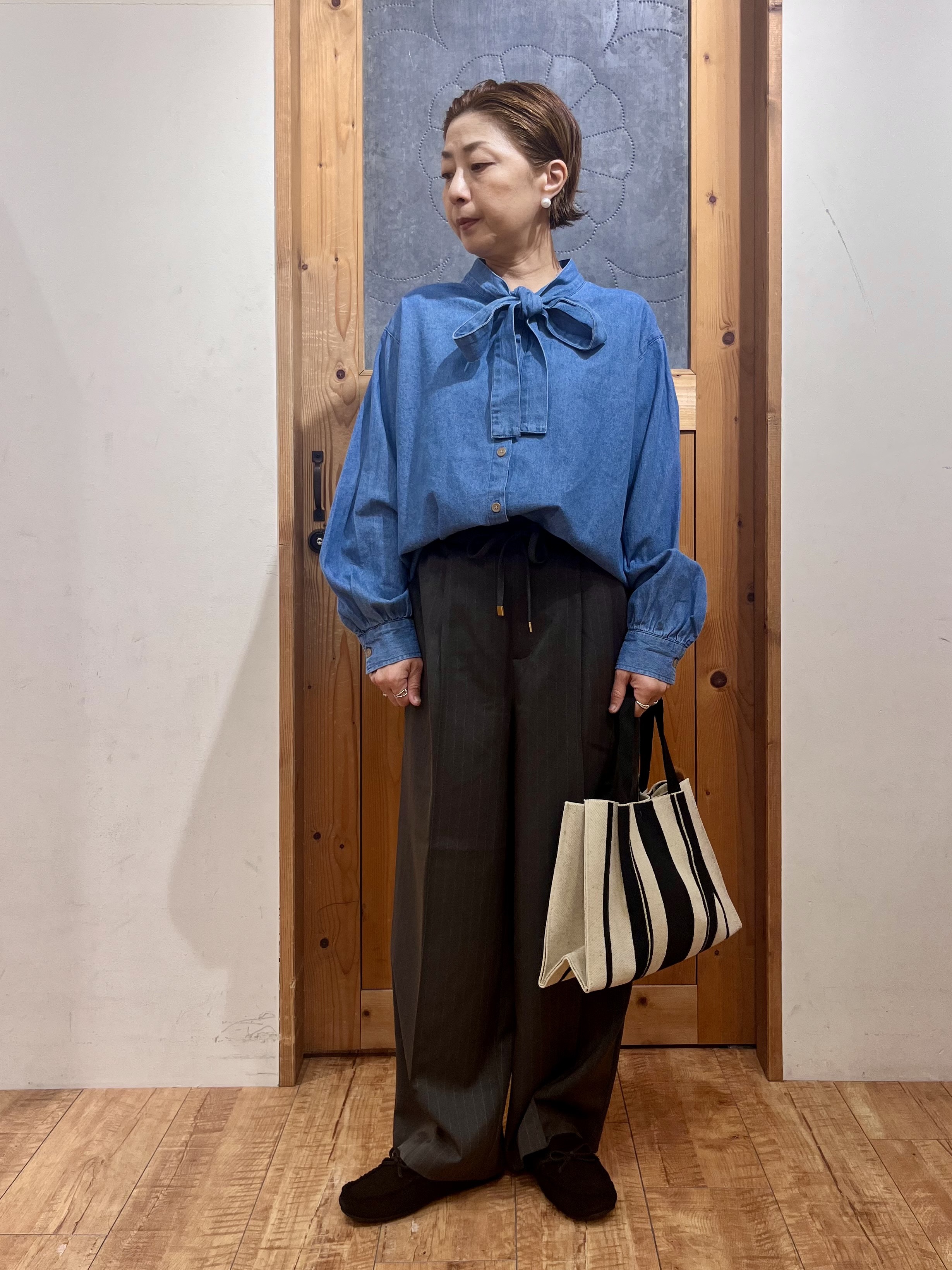 ゆみさんの「SHOO･LA･RUE｜【セットアップ可/洗濯機可】軽やかに羽織れる スポンディッシュ ニットカーディガン」を使ったコーディネート
