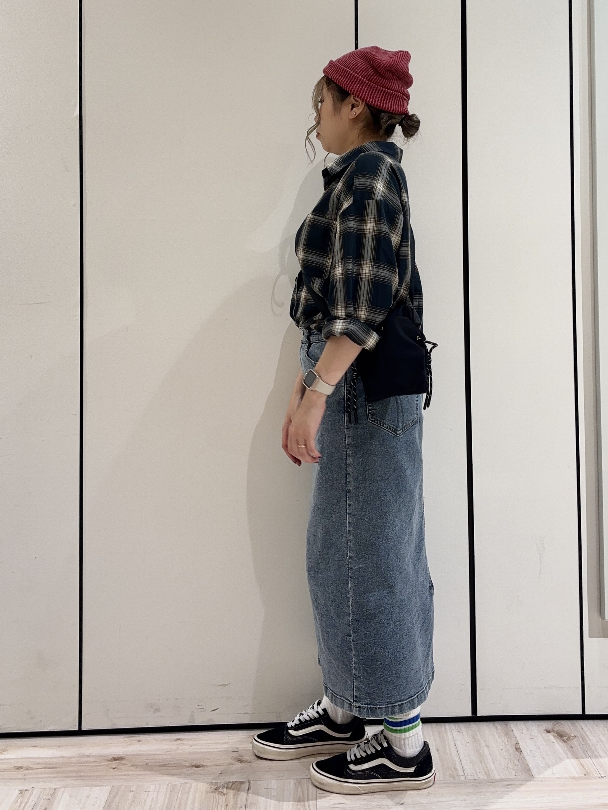 加藤春菜さんの「SHOO･LA･RUE｜【洗濯後しわになりにくい/S-LL】気分で選ぶ 大人のデイリー使いに ベーシックシャツ」を使ったコーディネート