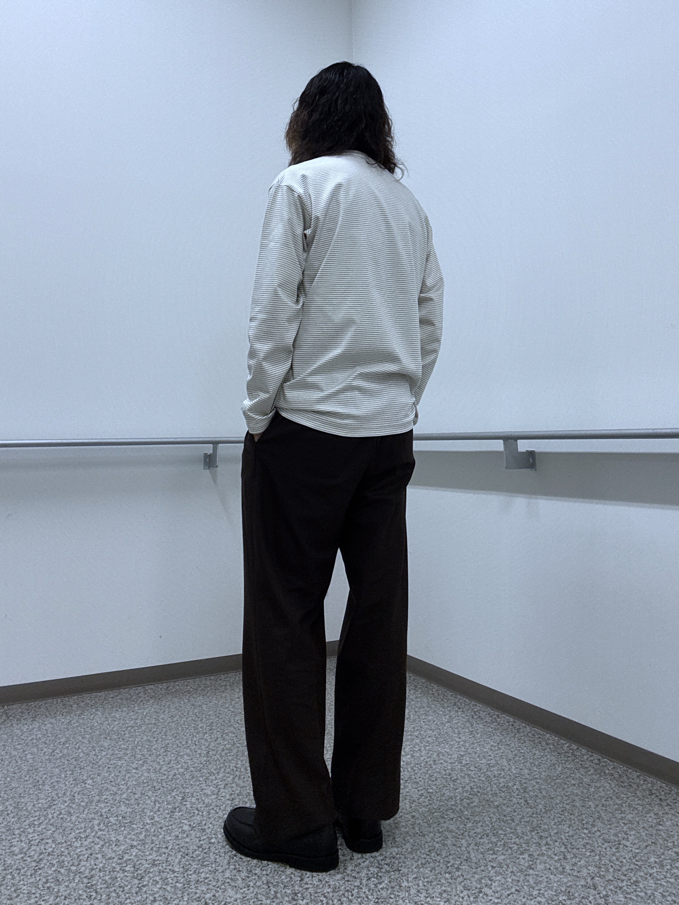 おーのさんの「TAKEO KIKUCHI｜シルケット ボーダー 長袖 Tシャツ」を使ったコーディネート