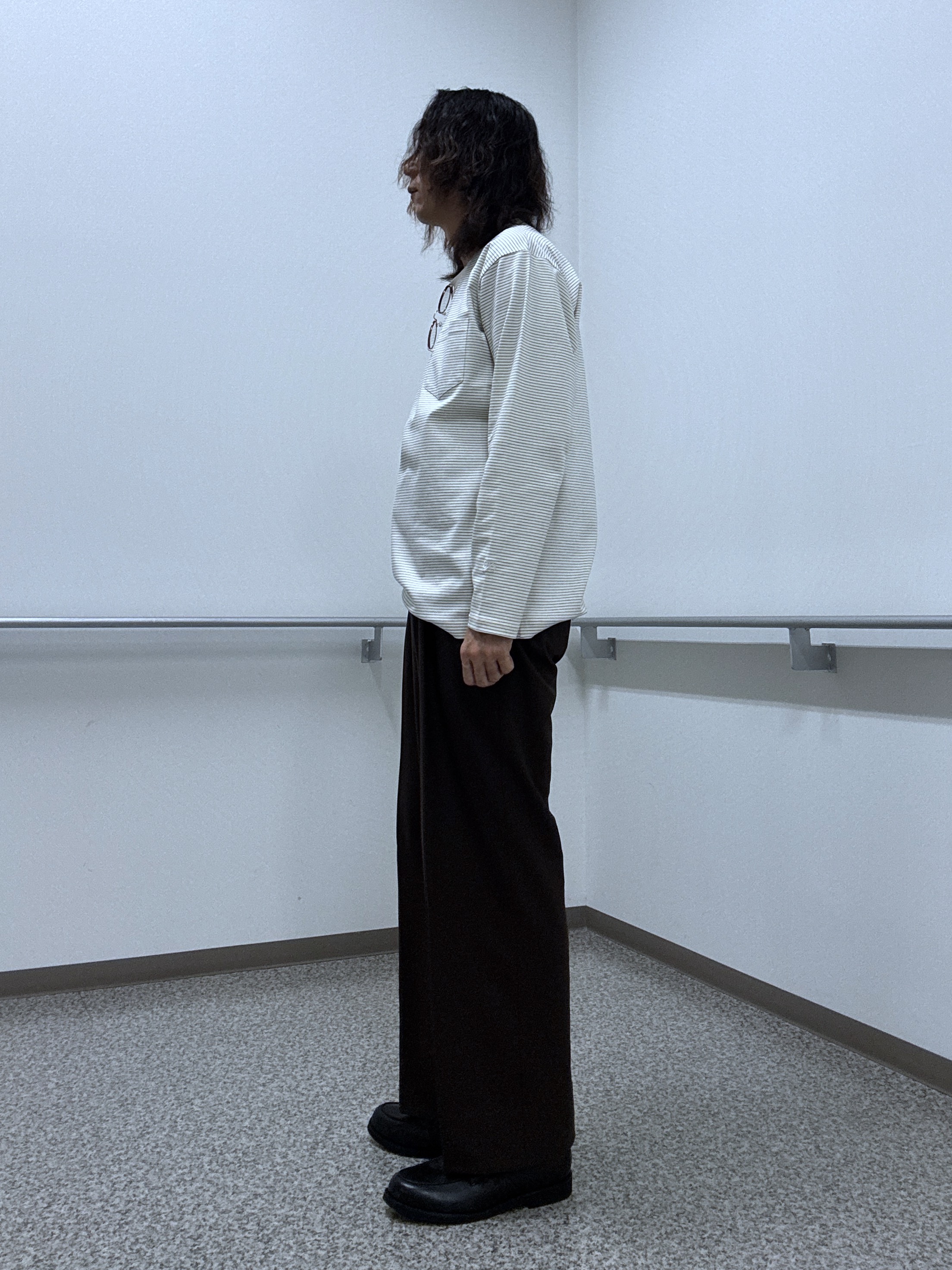 おーのさんの「TAKEO KIKUCHI｜シルケット ボーダー 長袖 Tシャツ」を使ったコーディネート
