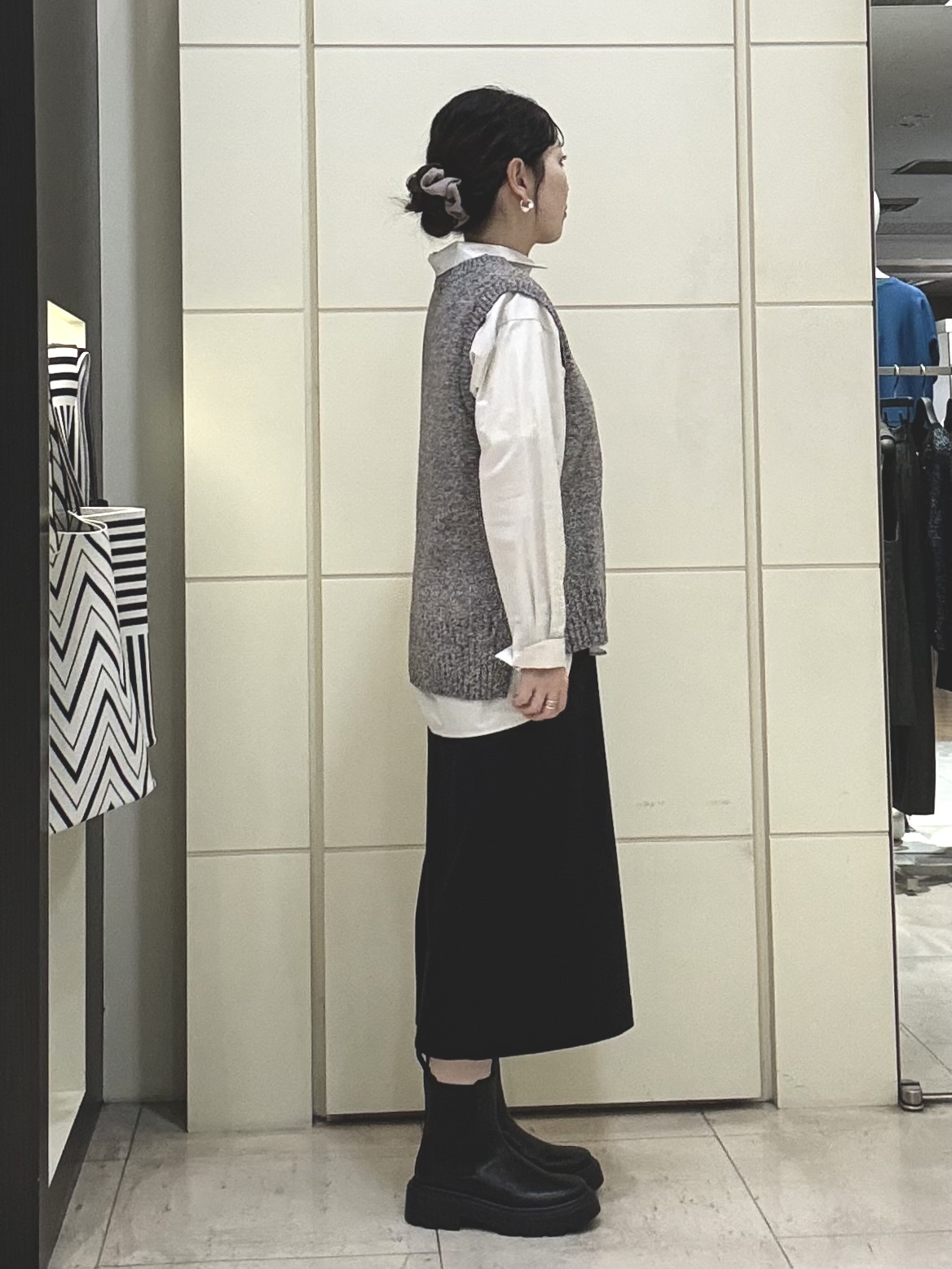 mori.さんの「UNTITLED｜【6色展開/コットン100】カラーベーシックシャツ」を使ったコーディネート