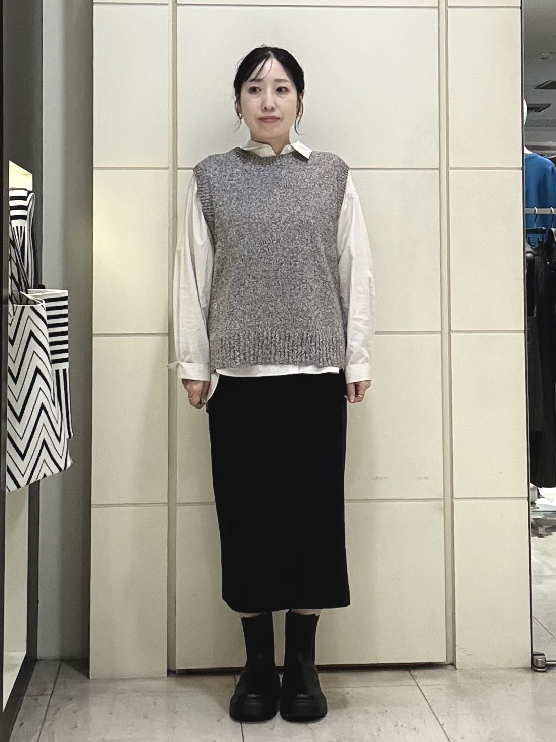 mori.さんの「UNTITLED｜【6色展開/コットン100】カラーベーシックシャツ」を使ったコーディネート
