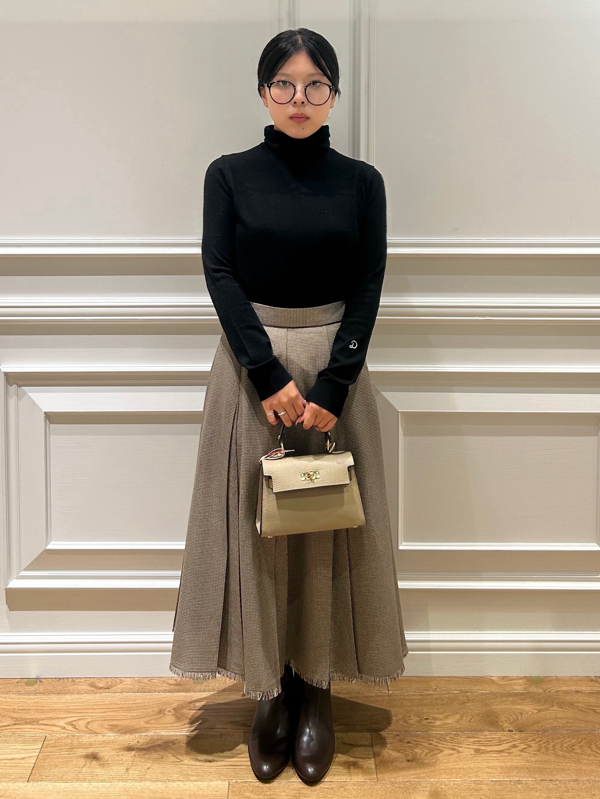 とりみさんの「DRESSTERIOR｜サスティナブルタートルニット」を使ったコーディネート