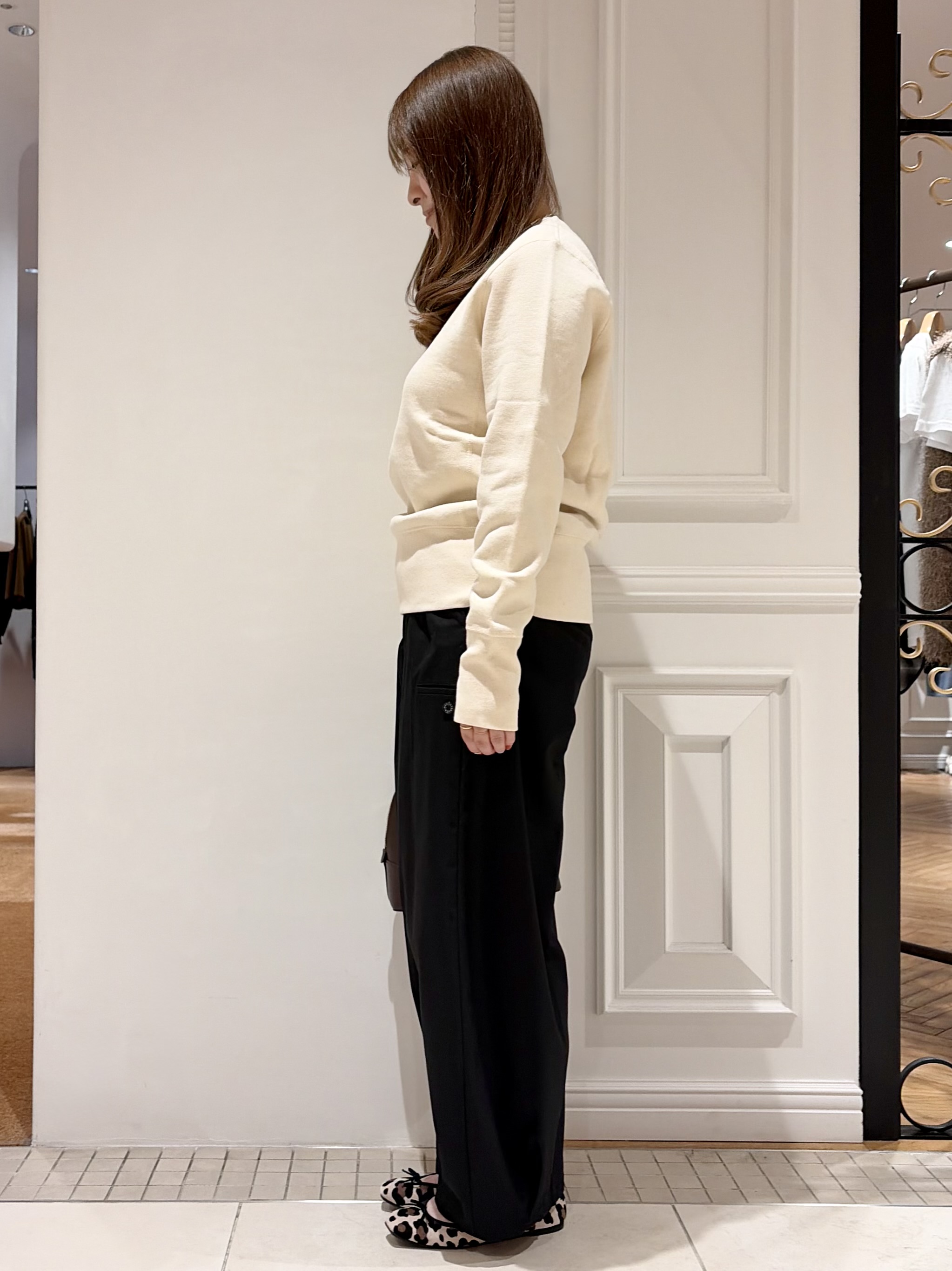 minowaさんの「DRESSTERIOR｜◆【DRESSTERIOR定番】【WEB限定サイズあり】吊裏毛 プルオーバー」を使ったコーディネート