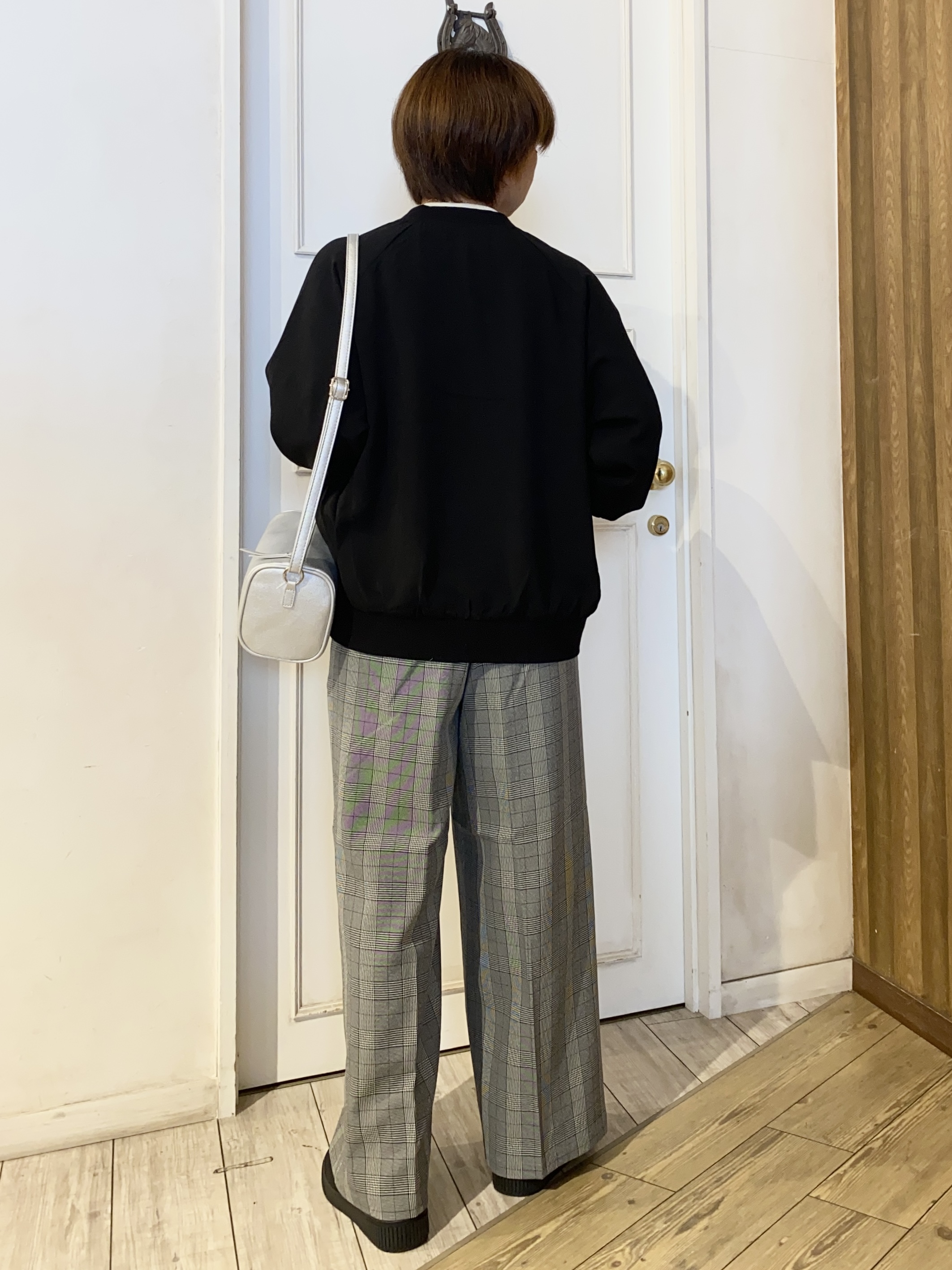 WAさんの「SHOO･LA･RUE｜【S-LL】洗濯後しわになりにくい 麻調リブブルゾン」を使ったコーディネート