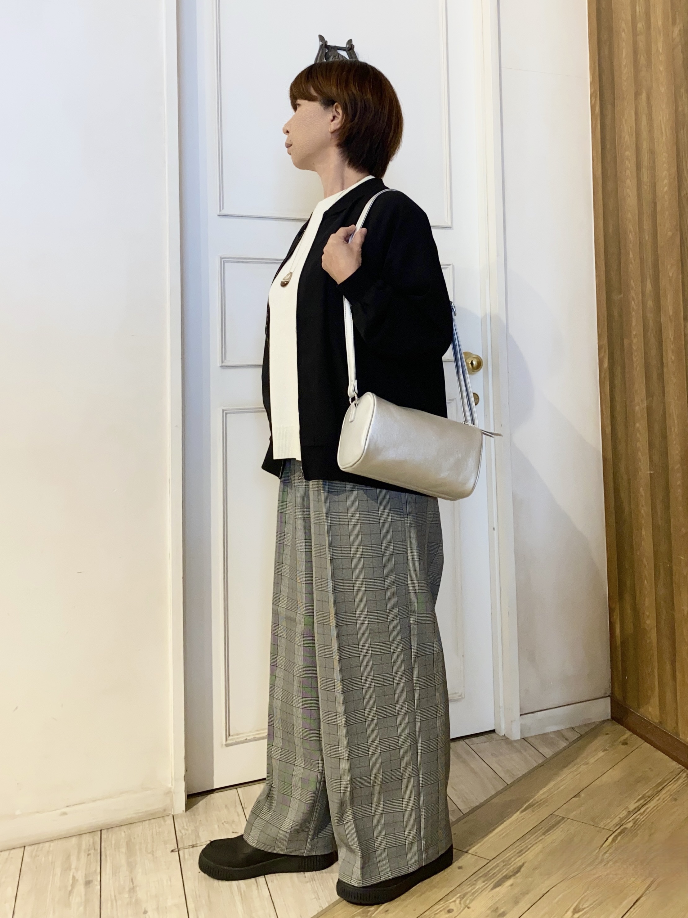 WAさんの「SHOO･LA･RUE｜【S-LL】洗濯後しわになりにくい 麻調リブブルゾン」を使ったコーディネート