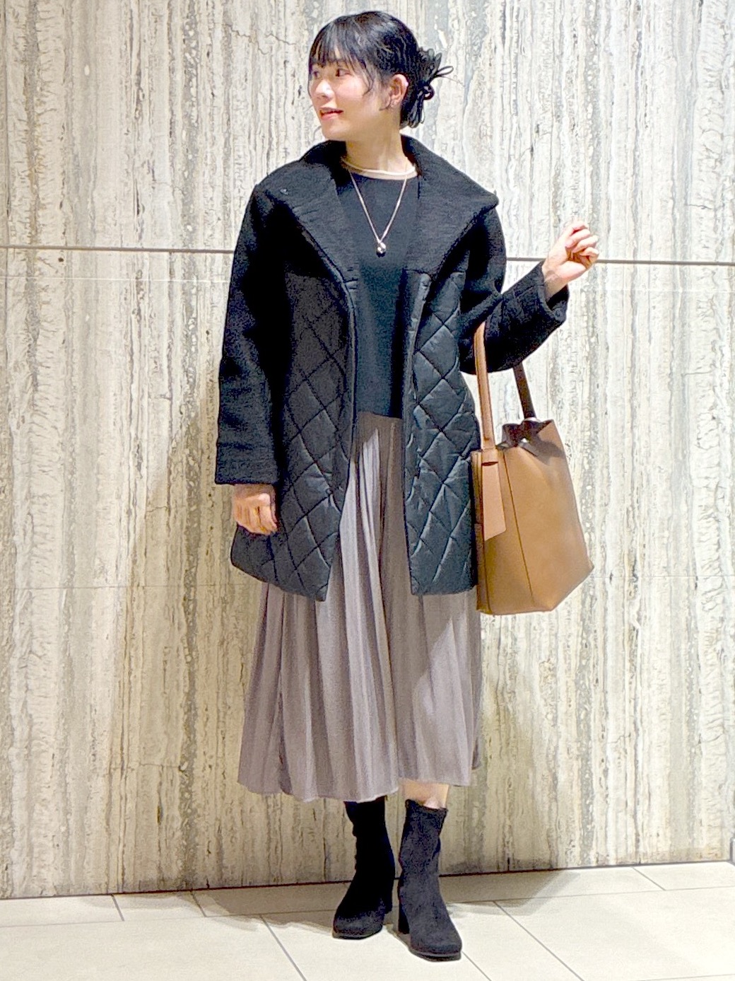  beni_gingerさんの「Reflect｜異素材切り替え スタンドカラーコート」を使ったコーディネート