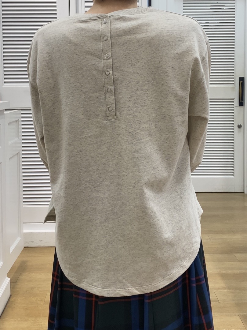 Hamaさんの「Dessin｜【洗える/7色展開/XS-L】バックヘンリーミニ裏毛 長袖」を使ったコーディネート