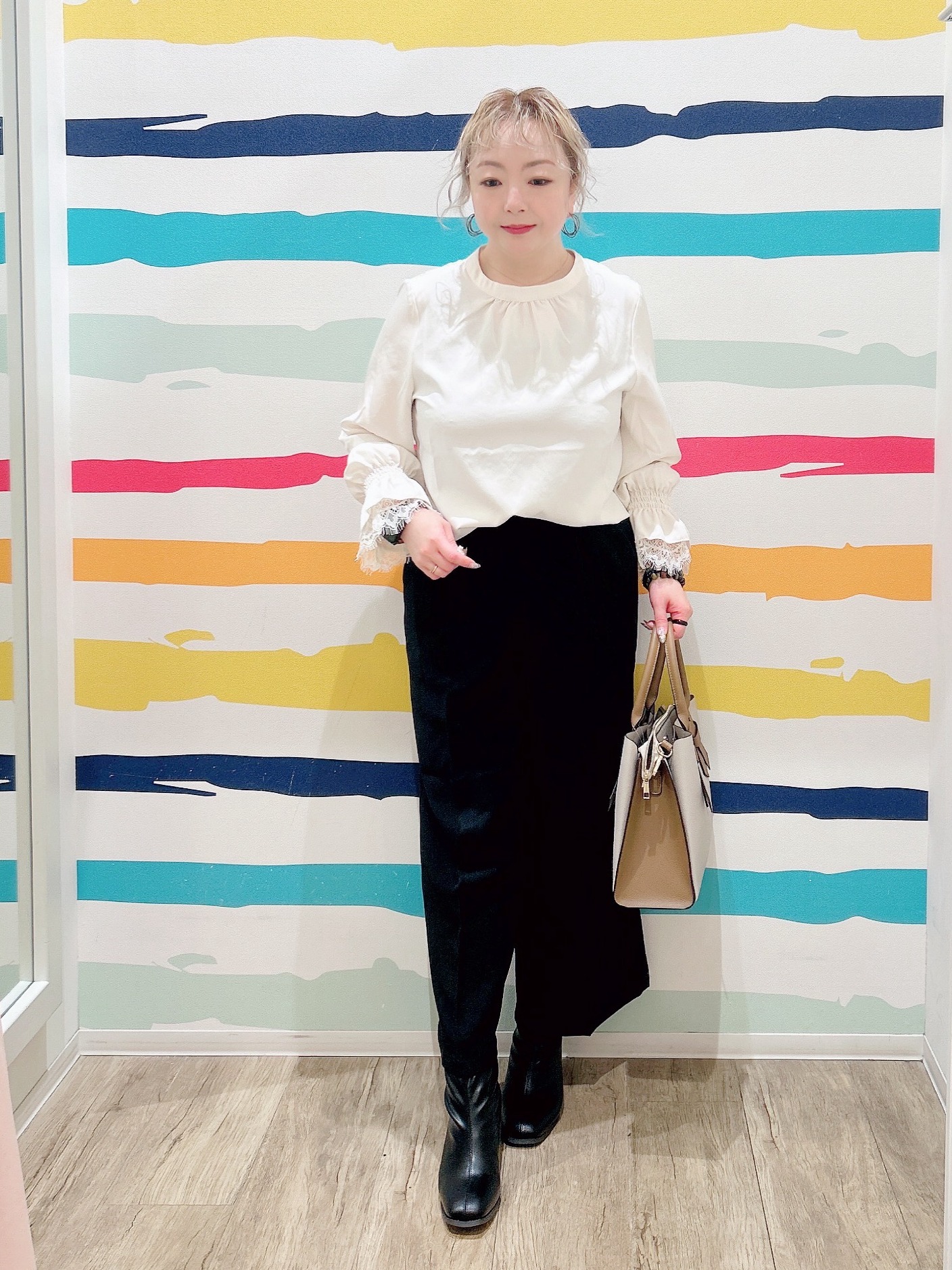 Peeさんの「SHOO･LA･RUE｜【セットアップ可/洗濯機可】軽やかに羽織れる スポンディッシュ ニットカーディガン」を使ったコーディネート
