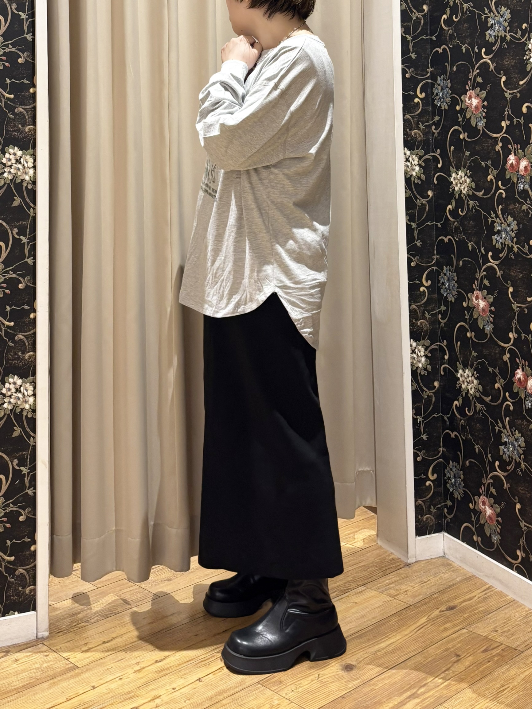 たみさんの「SHOO･LA･RUE｜【選べる4柄/体型カバー】ゆるっと着られる BIGロンT」を使ったコーディネート