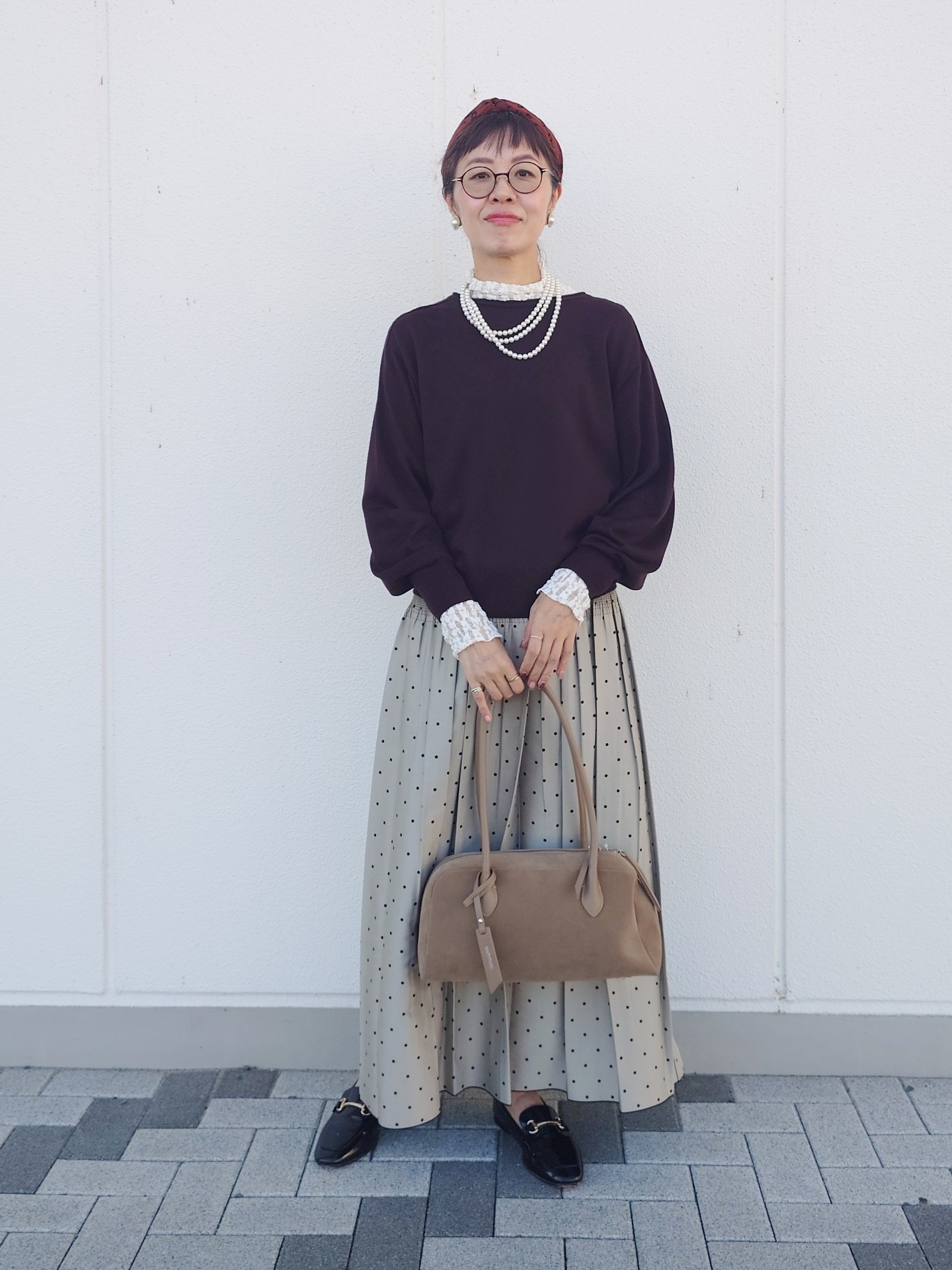 MUTSUKOさんの「UNTITLED｜【大人の抜け感/8色展開】ボリュームスリーブニットプルオーバー」を使ったコーディネート