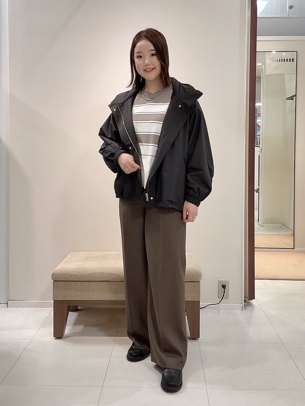 YUIさんの「UNTITLED｜【撥水/秋羽織り】タフタマウンテンパーカー」を使ったコーディネート