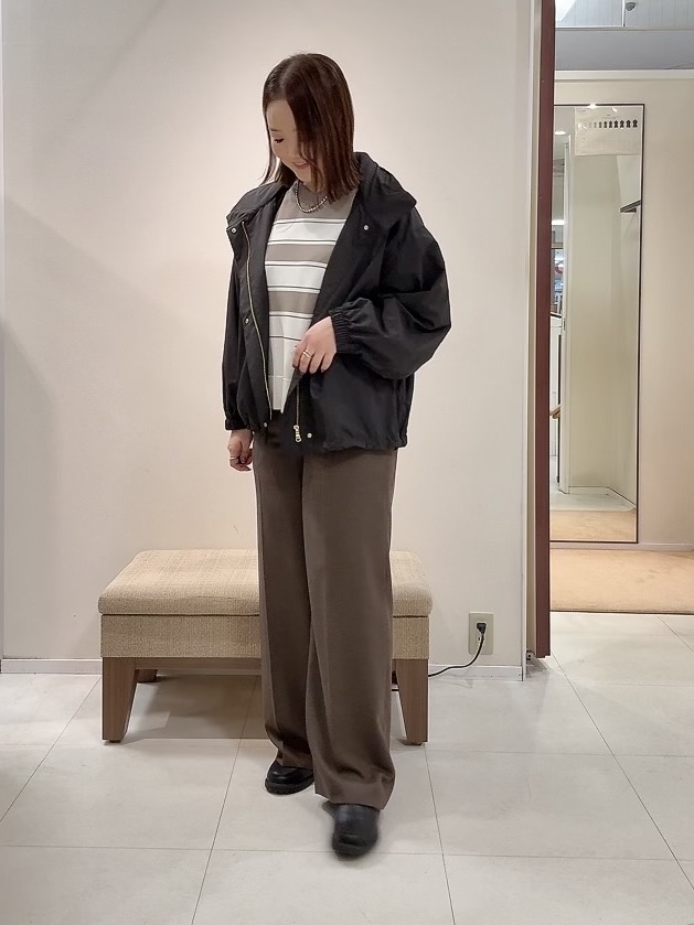 YUIさんの「UNTITLED｜【撥水/秋羽織り】タフタマウンテンパーカー」を使ったコーディネート