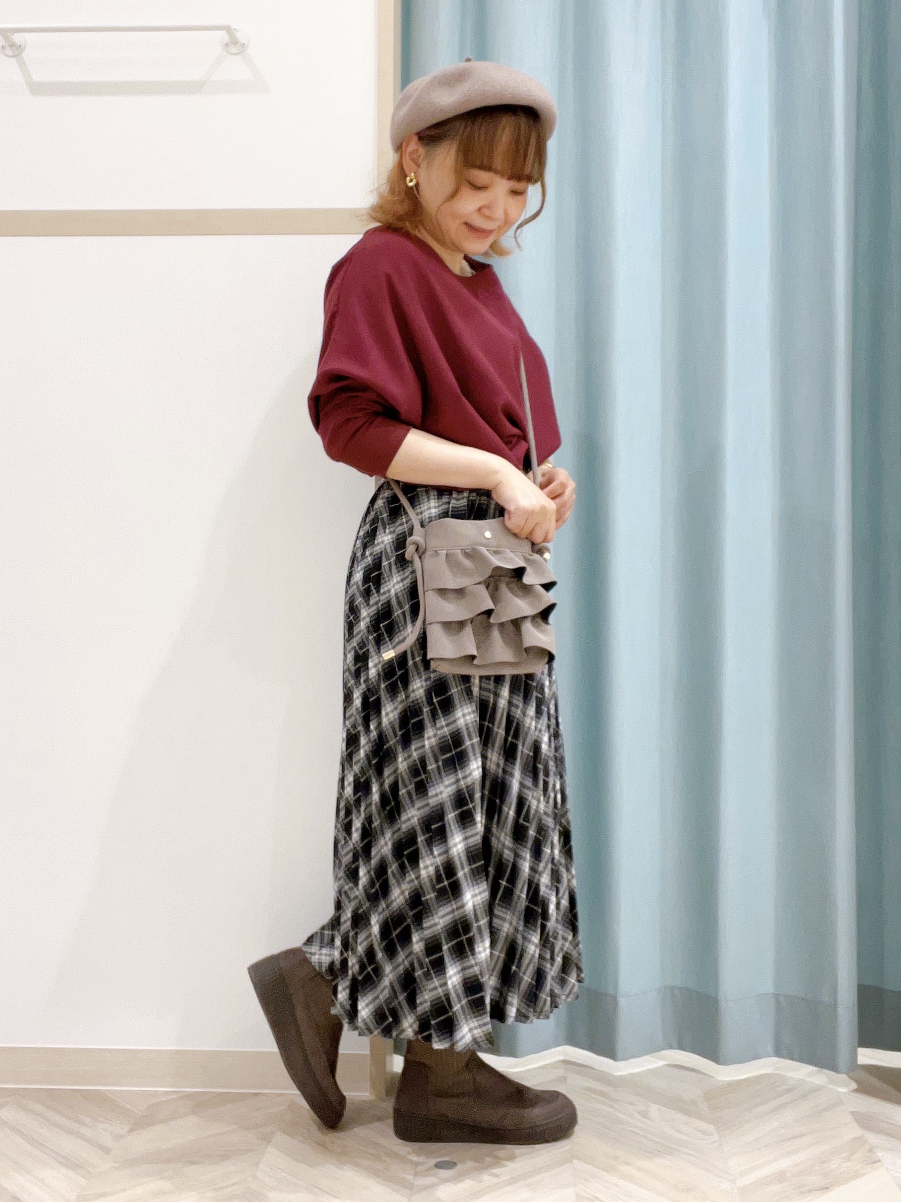 kitaさんの「SHOO･LA･RUE｜【着丈選べる/洗濯後しわになりにくい】インせず着られる ドルマンブラウス」を使ったコーディネート
