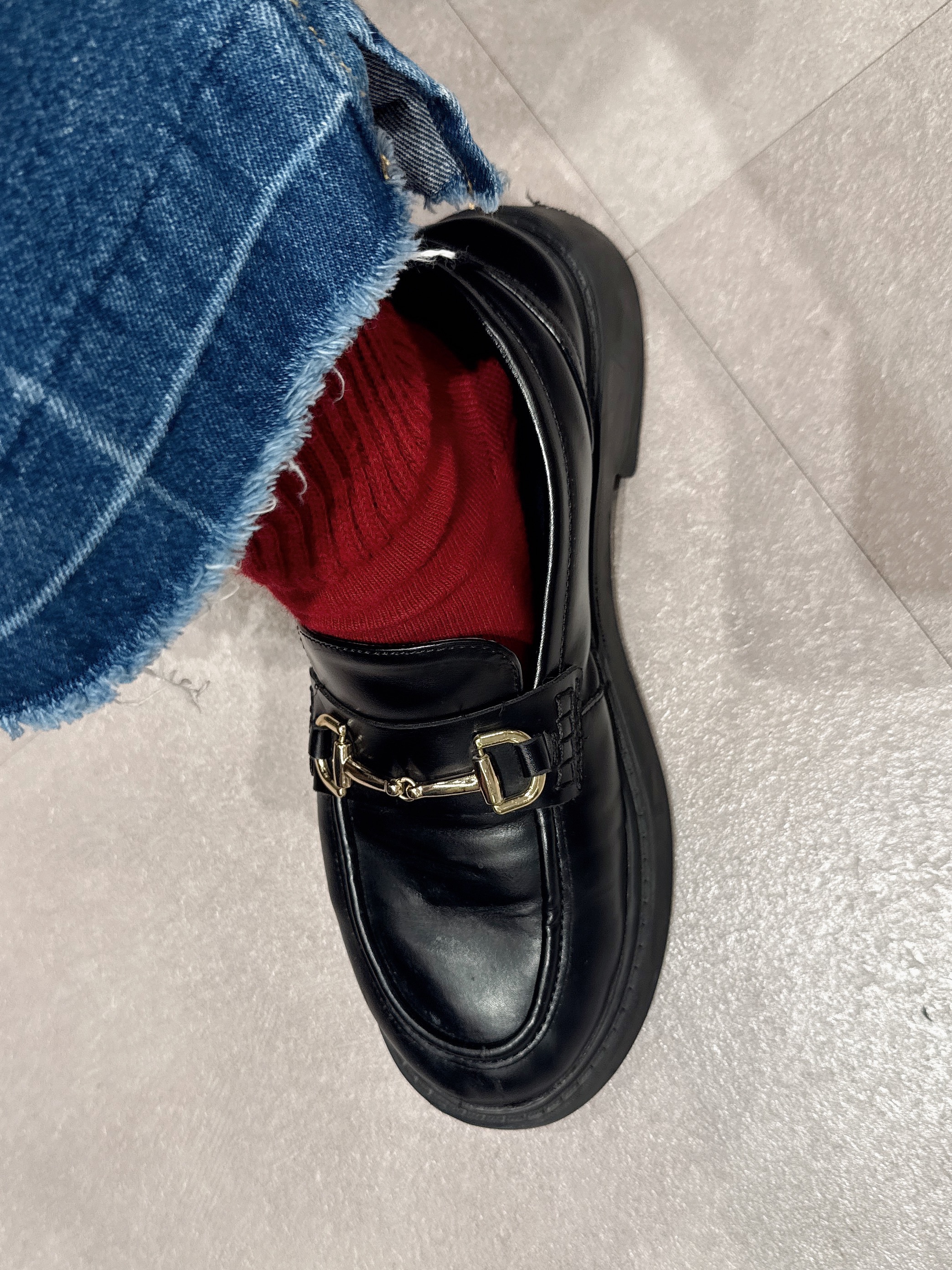 hanechanさんの「TAKEO KIKUCHI｜【BOWLER HAT LABEL】日本製マルチボーダータートルニット」を使ったコーディネート