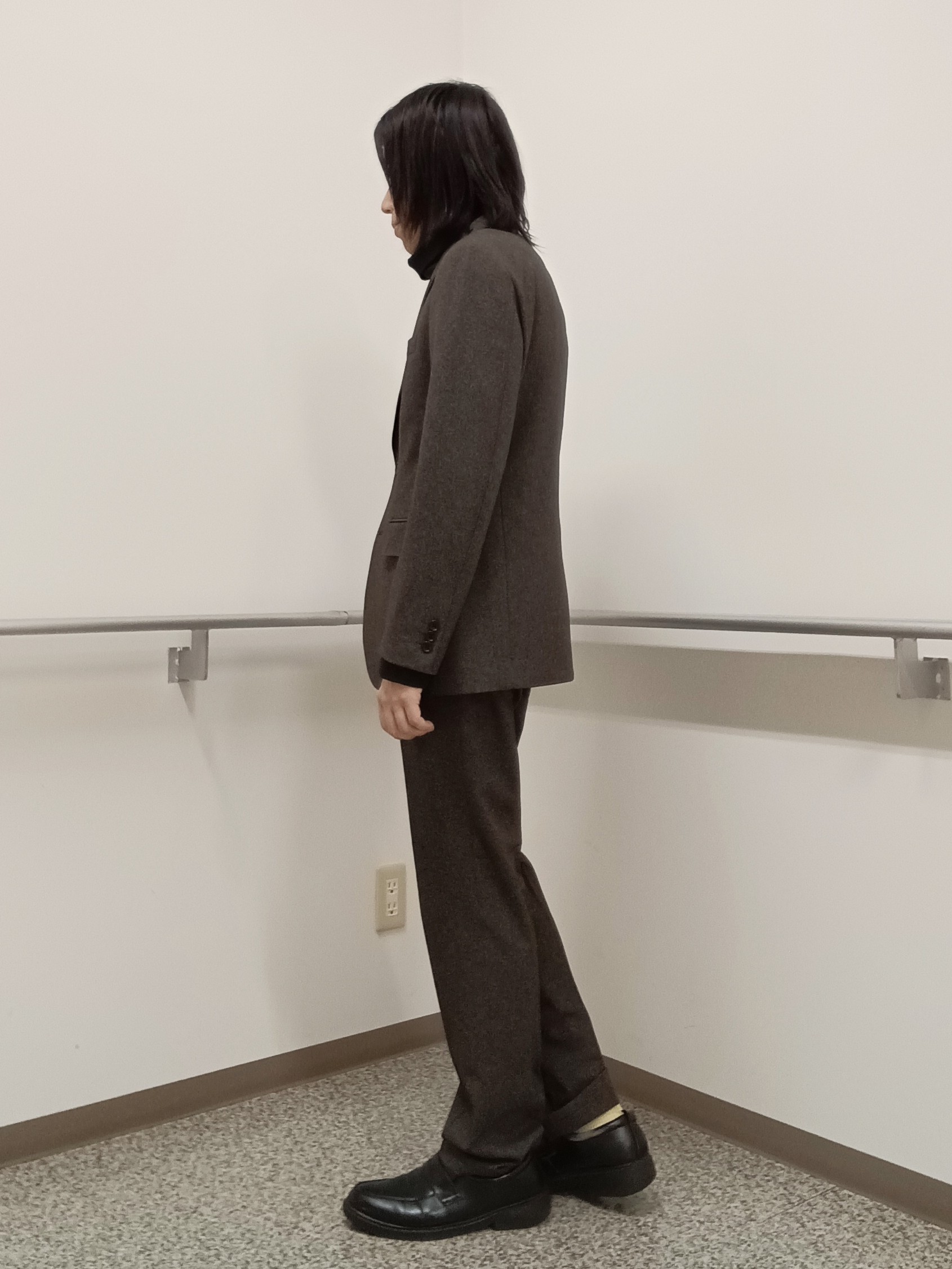 moritaさんの「TAKEO KIKUCHI｜ウールライクキャットフット ジャケット」を使ったコーディネート