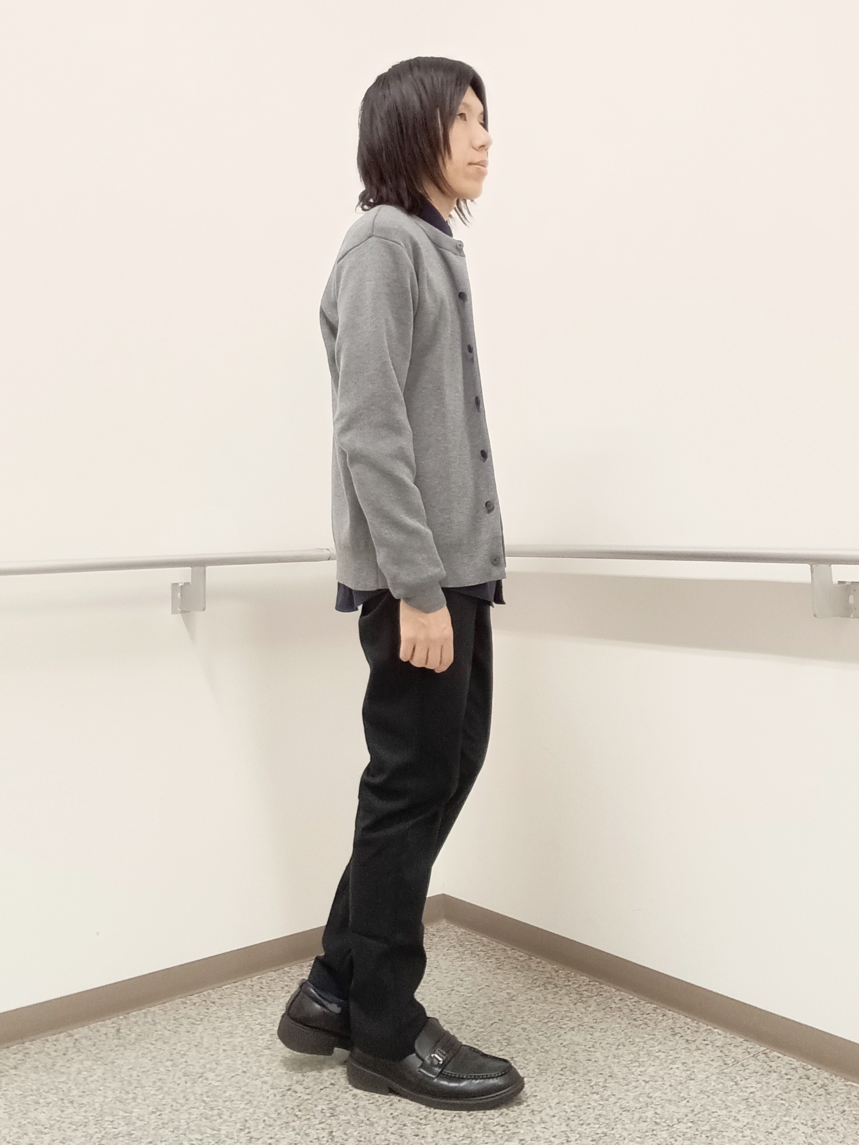 moritaさんの「TAKEO KIKUCHI｜【BOWLER HAT LABEL】日本製クルーネックカーディガン」を使ったコーディネート