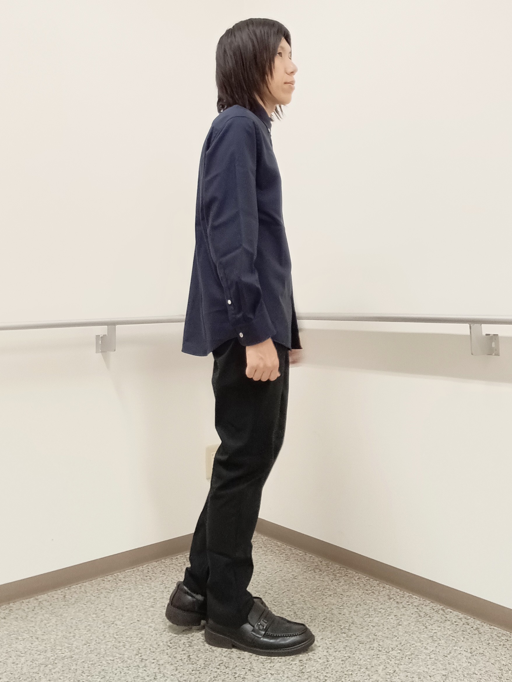 moritaさんの「TAKEO KIKUCHI｜【BOWLER HAT LABEL】日本製クルーネックカーディガン」を使ったコーディネート