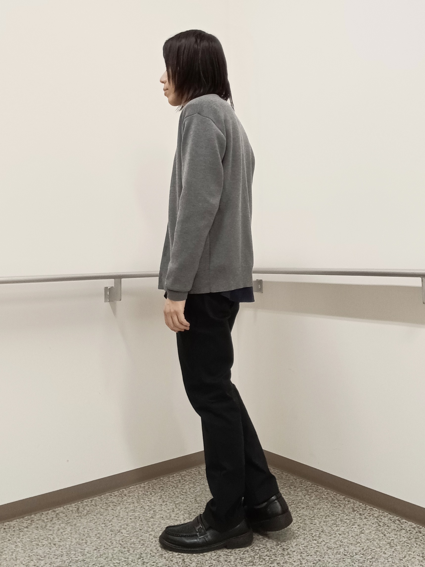 moritaさんの「TAKEO KIKUCHI｜【BOWLER HAT LABEL】日本製クルーネックカーディガン」を使ったコーディネート